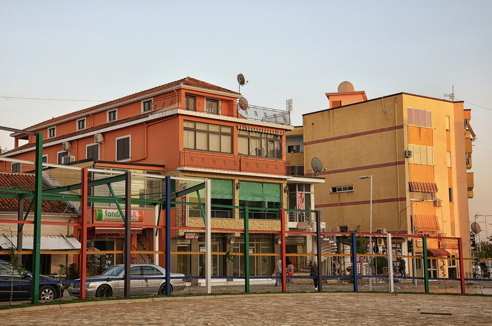 Photo showing: The main square of Koplik, Albania