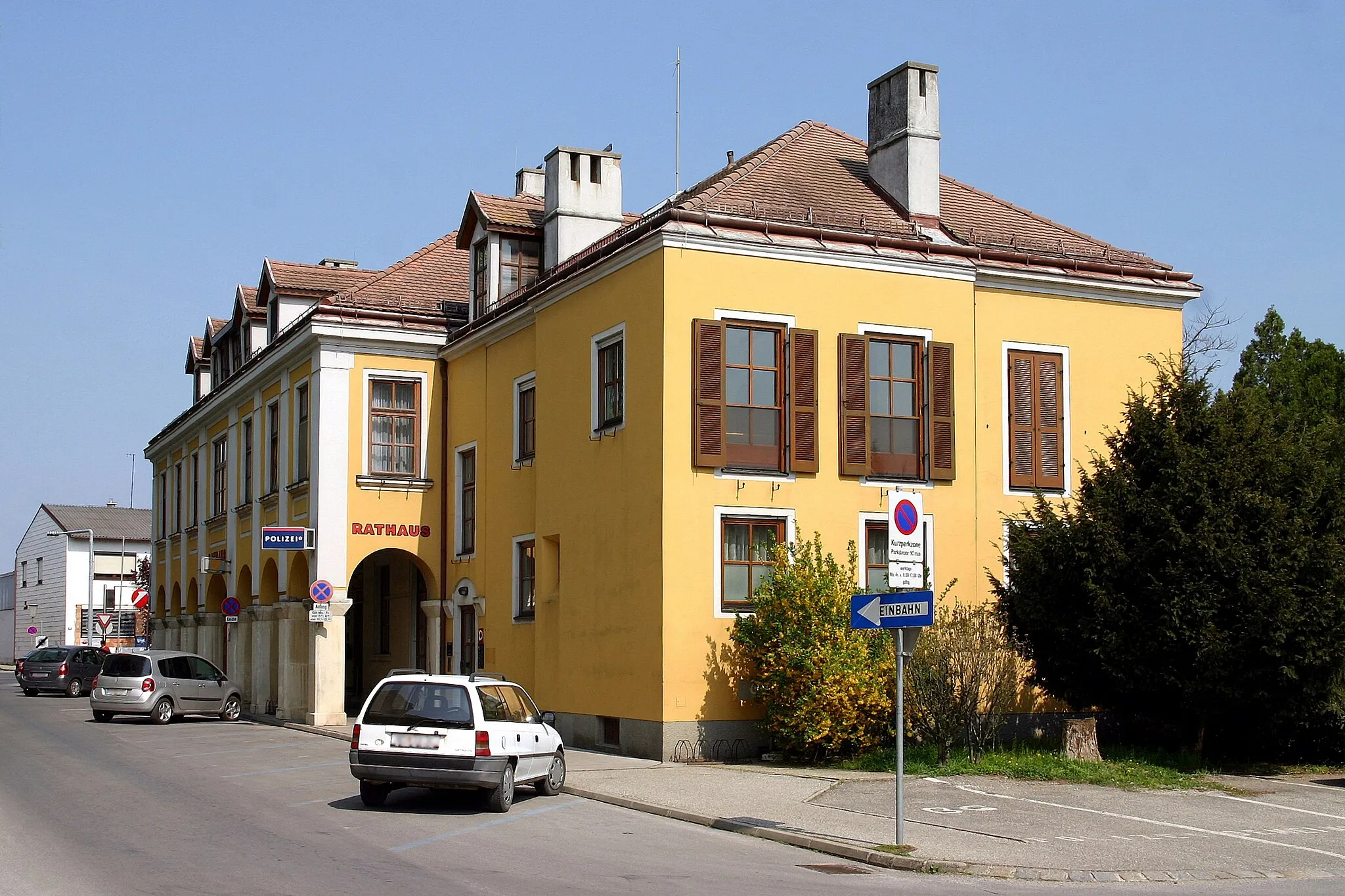 Photo showing: Gols - Municipal office