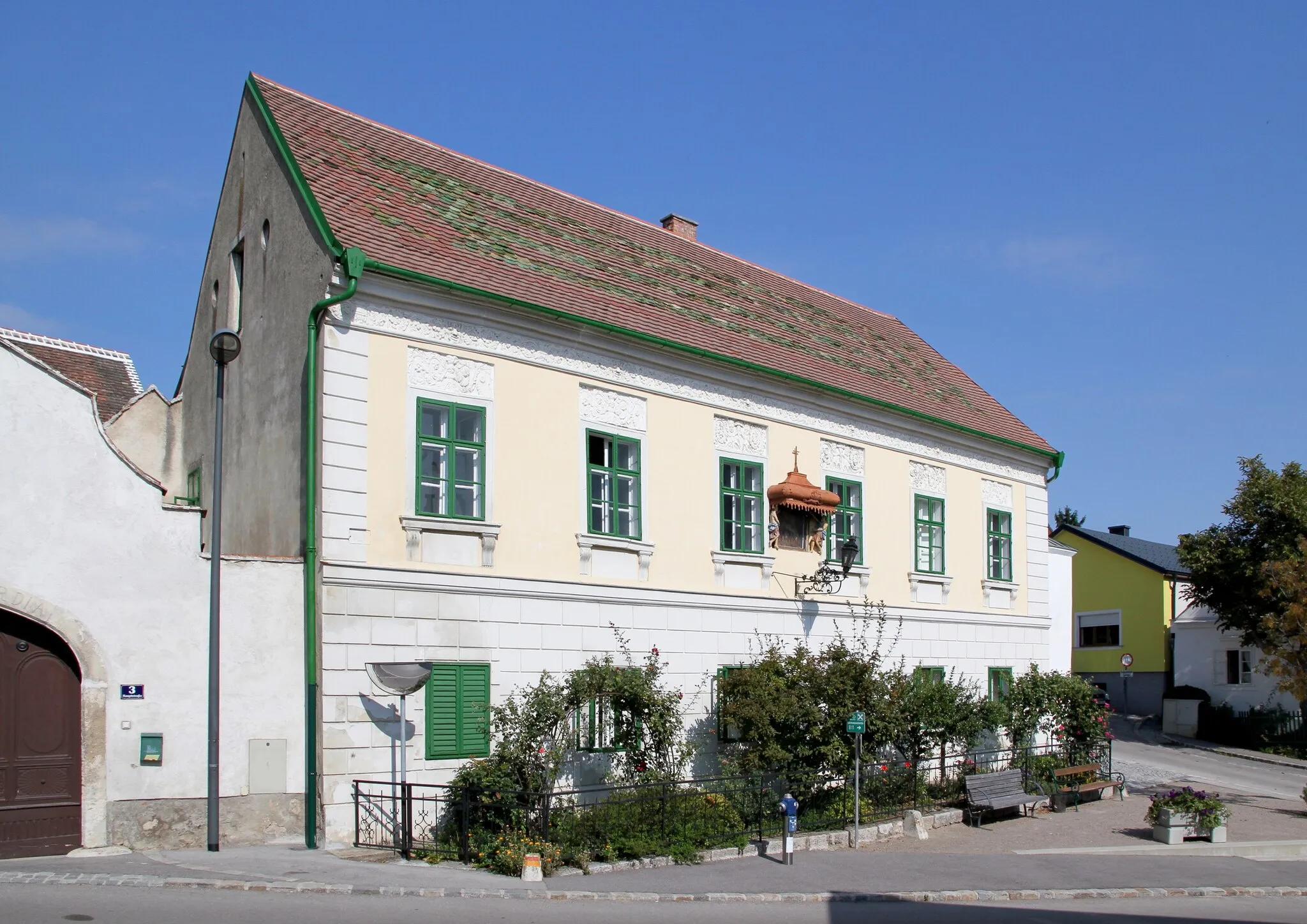 Photo showing: Das sogenannte Pleiningerhaus in der burgenländischen Marktgemeinde Großhöflein.