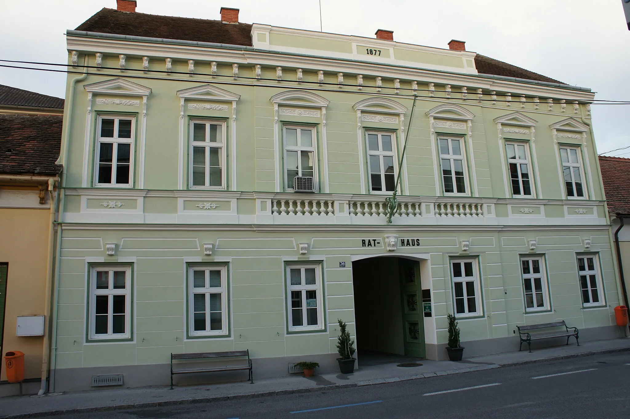 Photo showing: Town hall, Großpetersdorf, Austria
