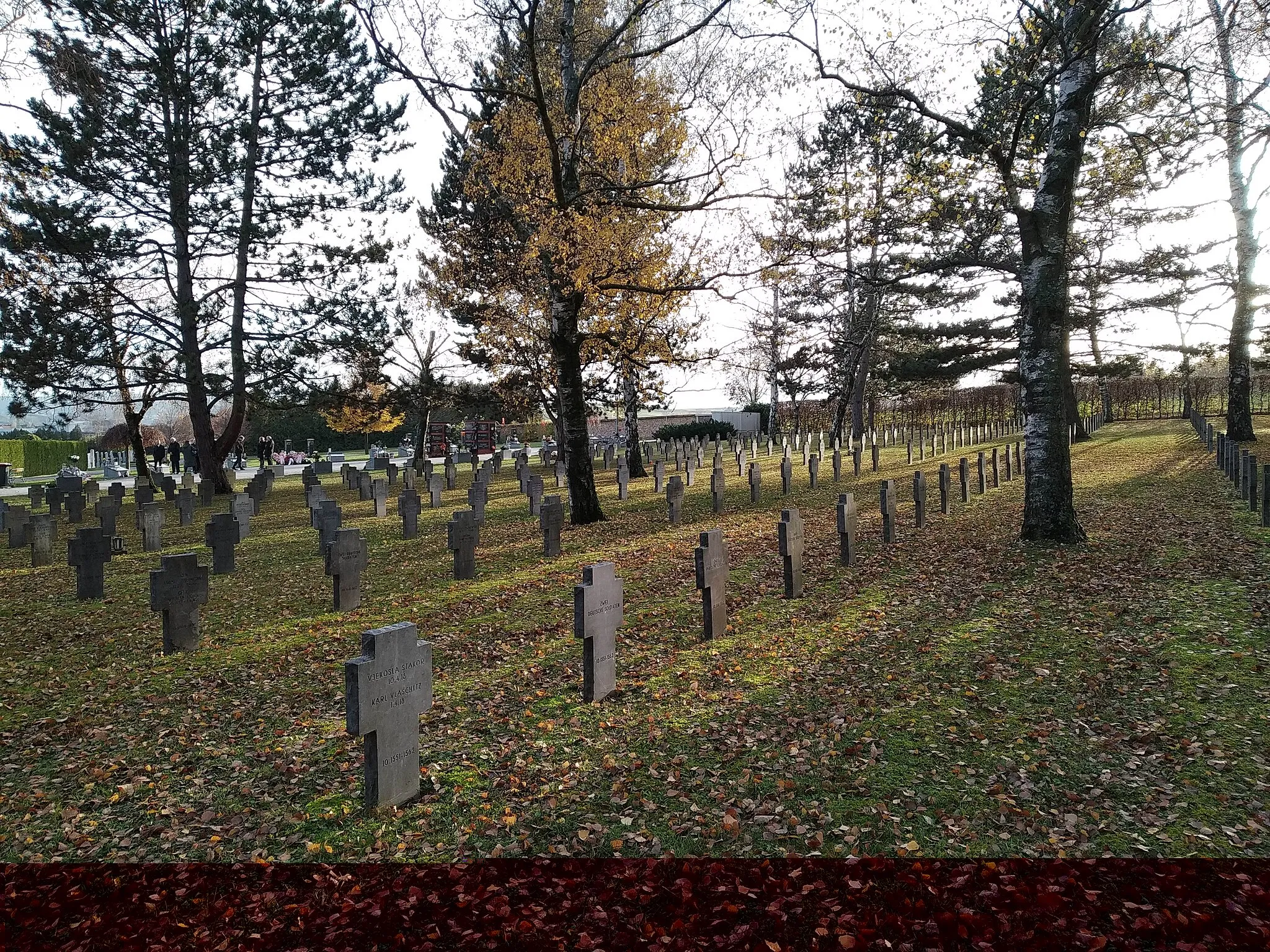 Photo showing: Mattersburg - Friedhof - Zentraler burgenländischer Soldatenfriedhof WK II