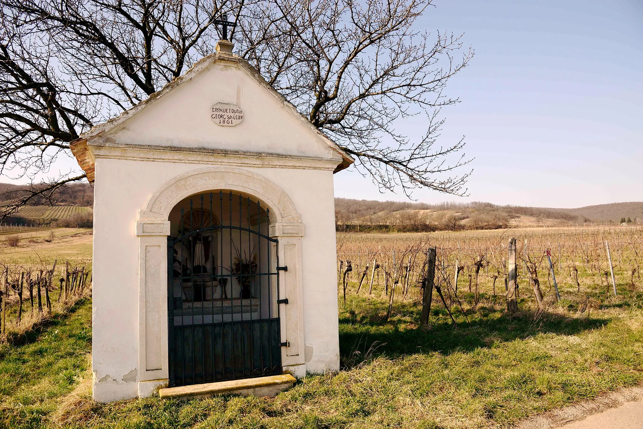 Photo showing: Weingartenkapelle in der Ried Streifling, Purbach