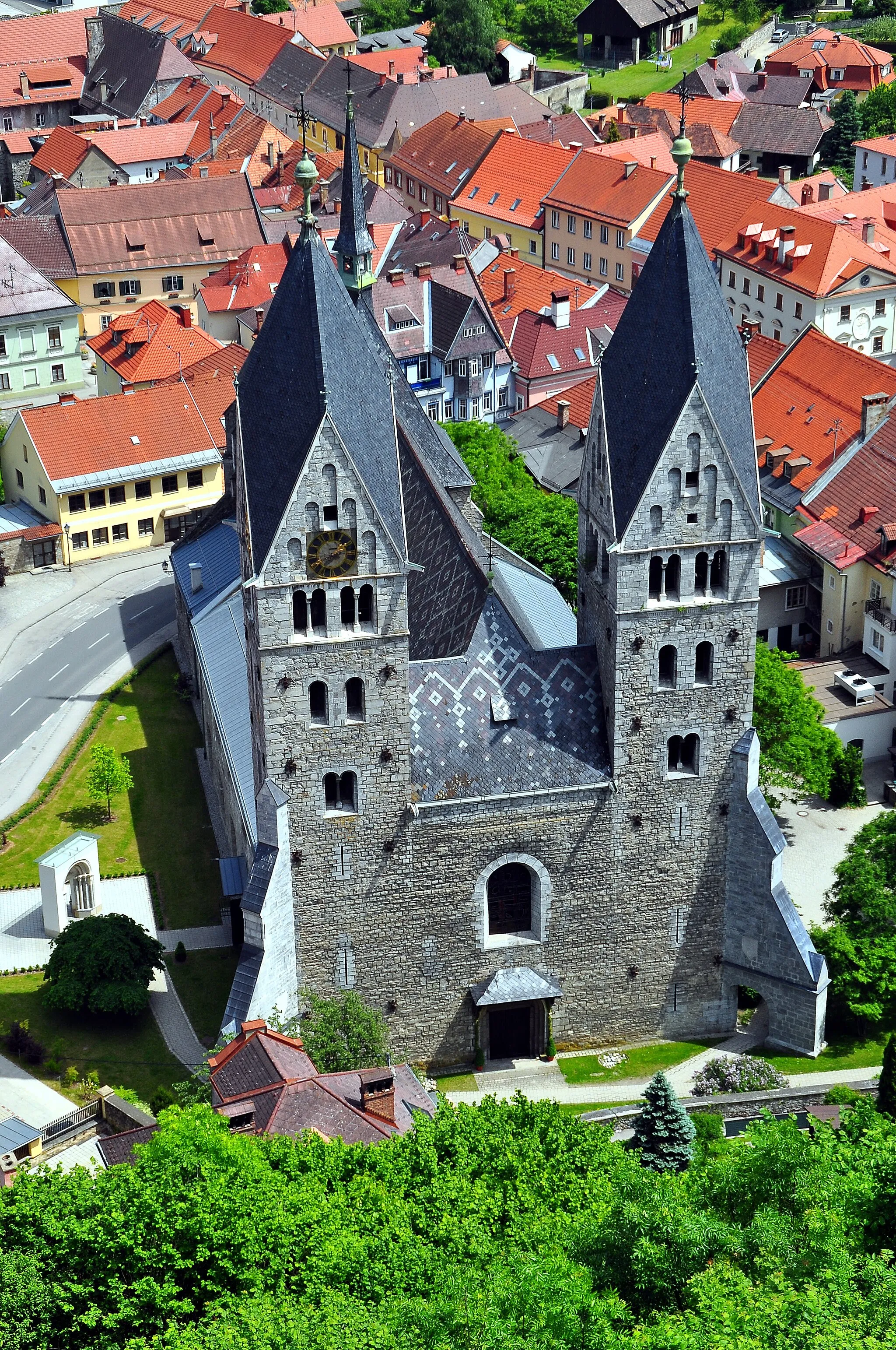 Photo showing: City parish church Saint Bartholomew, medieval city of Friesach, Carinthia, Austria, EU