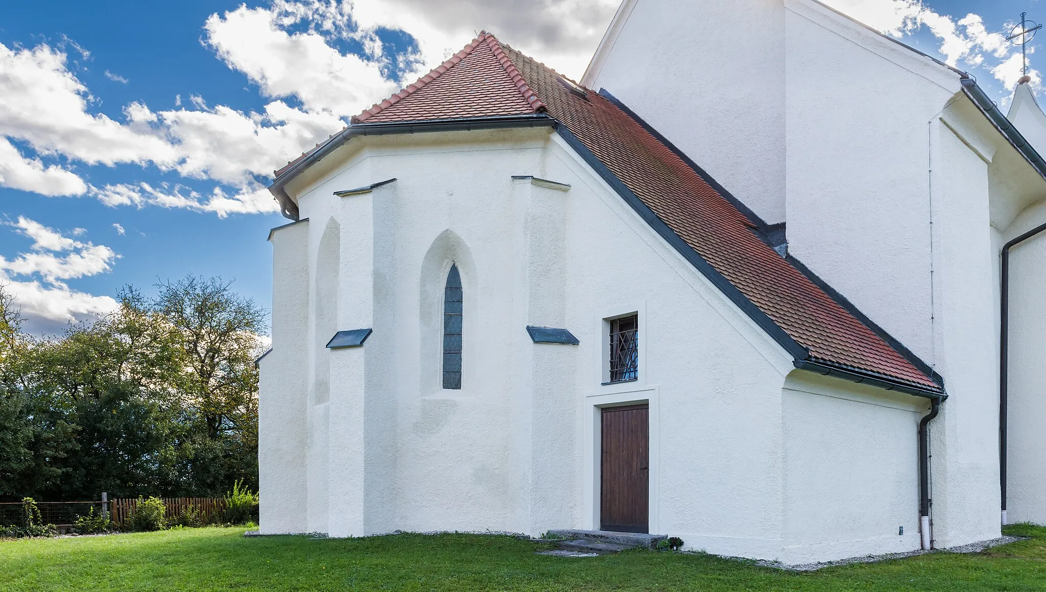 Photo showing: Parish church Saint Leonard in Sankt Leonhard, borough Seebach, statutary city Villach, Carinthia, Austria, EU