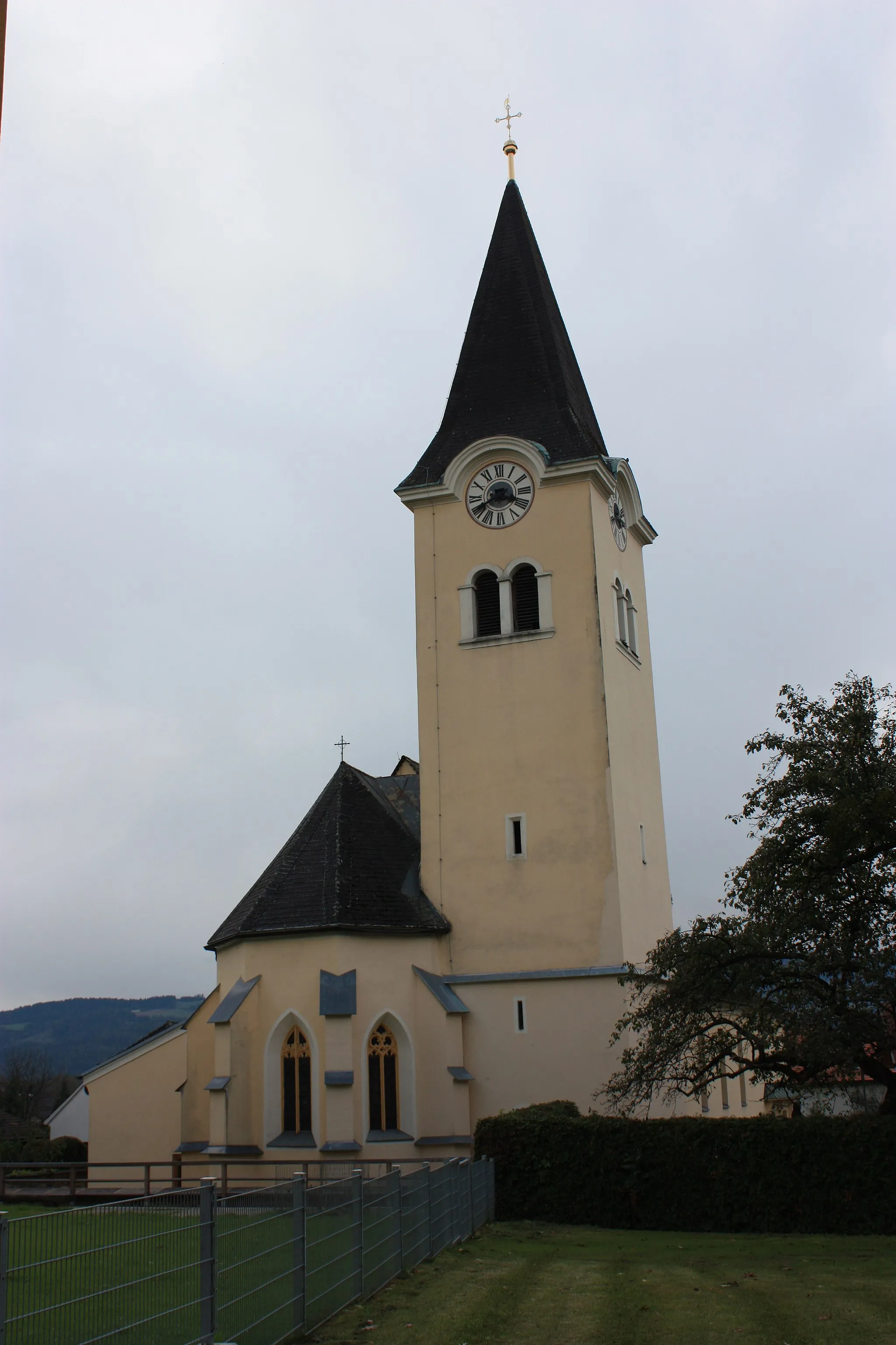 Photo showing: Parish church Saint Stephanus
Locality: Sankt Stefan im Lavanttal

Community:Wolfsberg
