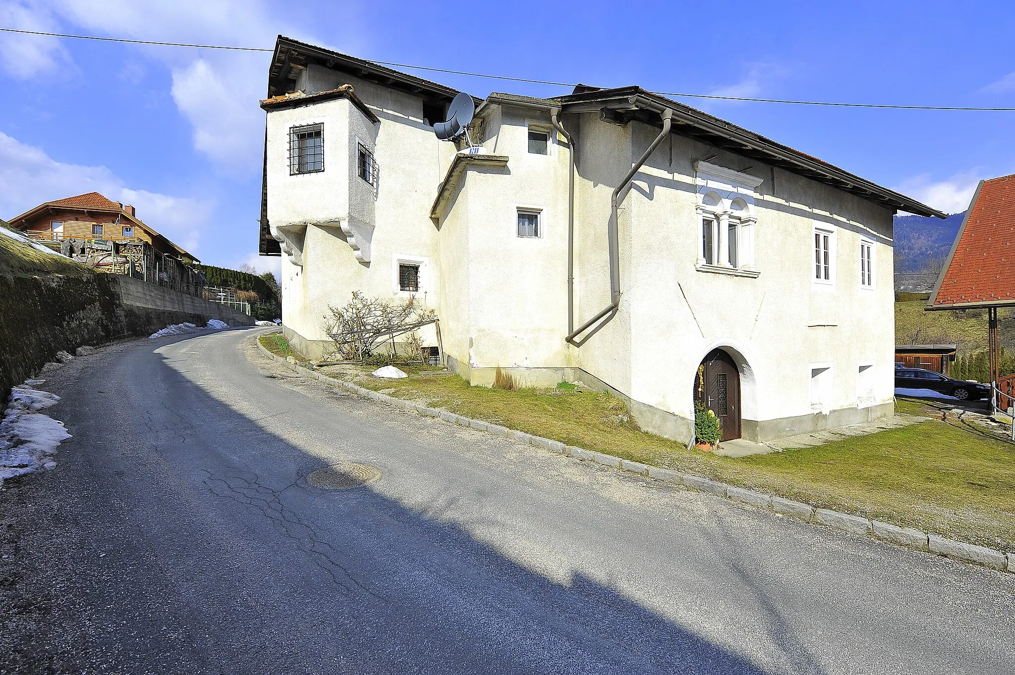 Photo showing: Mansion “della Grotta” on the Untere Fellacher Street #8 in Untere Fellach, city of Villach, Carinthia / Austria / EU