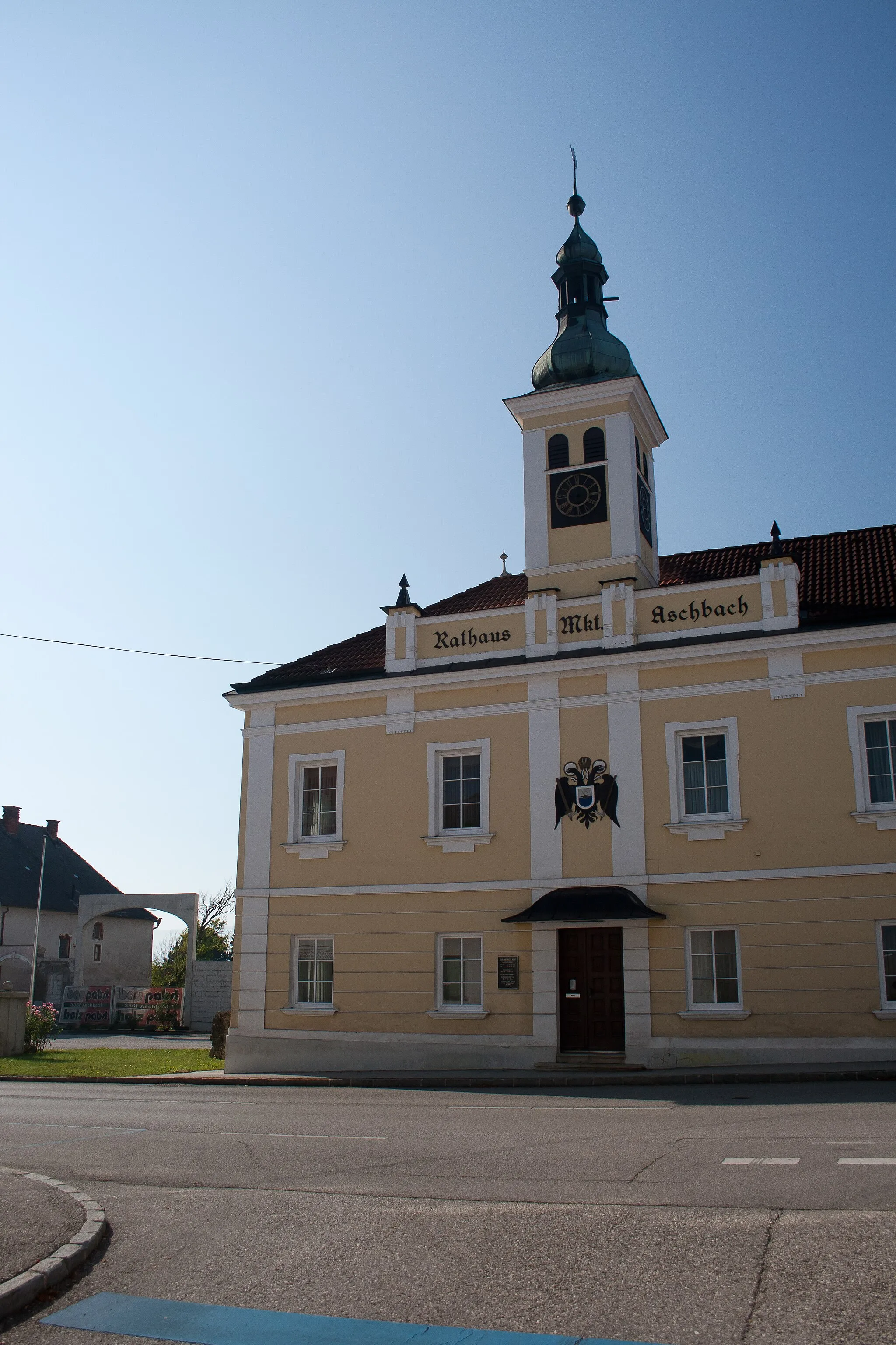 Photo showing: Rathaus, Aschbach-Markt