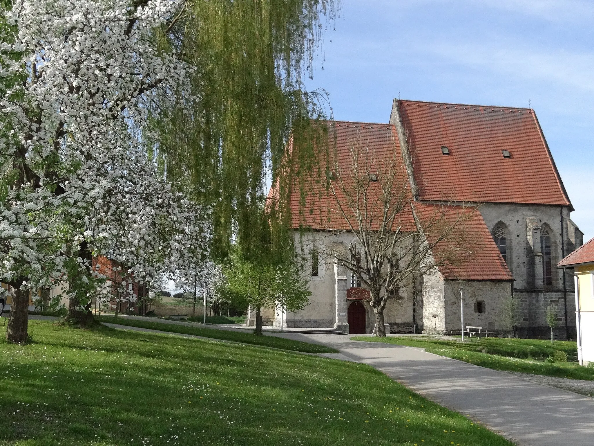 Photo showing: Church Kanning Austria in Spring 2015