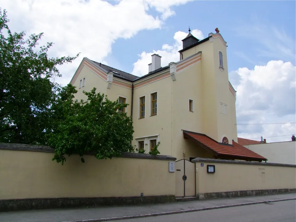 Photo showing: Bad Vöslau Kloster