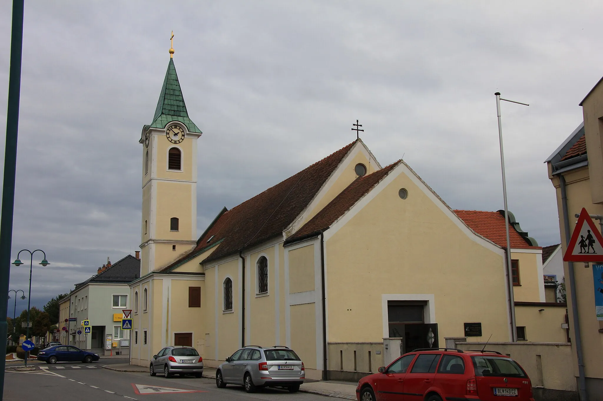 Photo showing: Pfarrkirche Gramatneusiedl