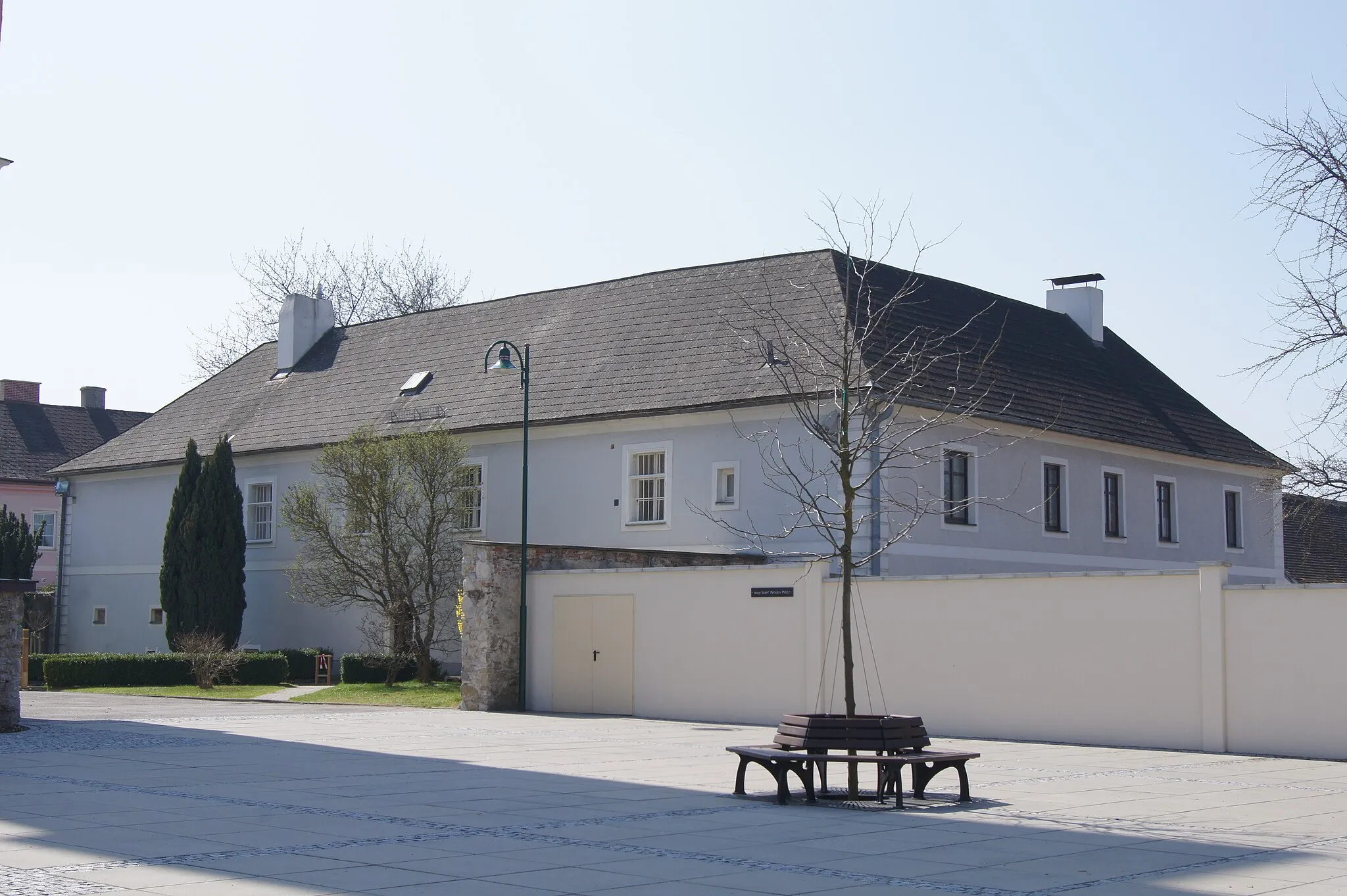 Photo showing: Der Pfarrhof in Ober-Grafendorf