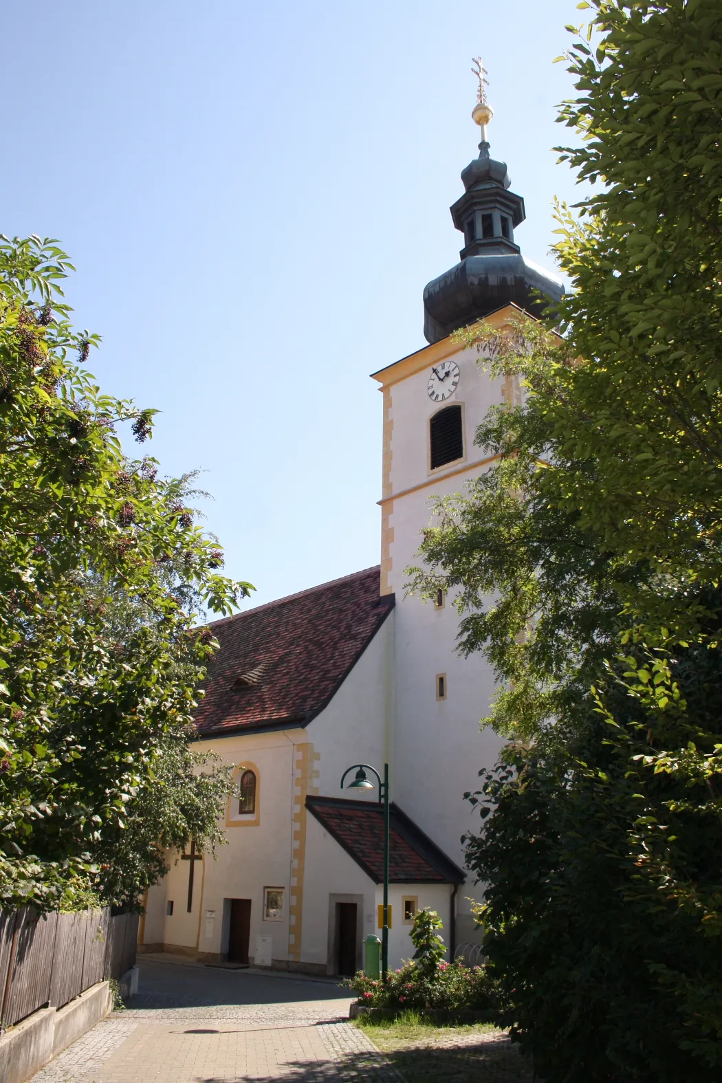 Photo showing: Die Pfarrkirche von Pfaffstätten, Niederösterreich