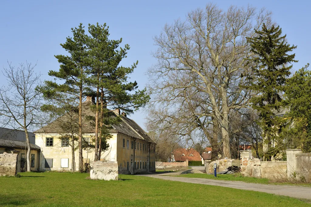 Photo showing: Schwadorf