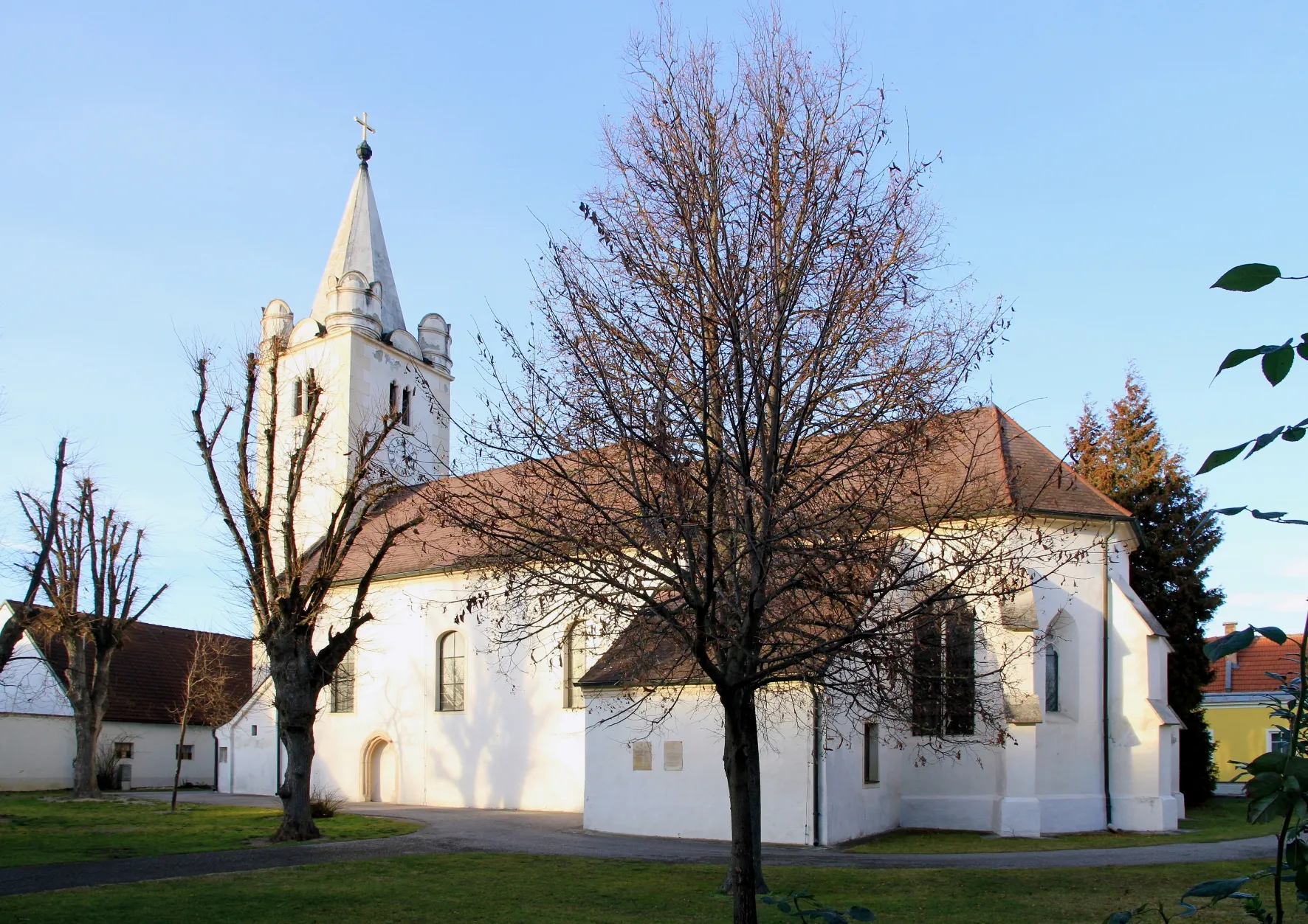 Photo showing: Katholische Pfarrkirche hl. Martin in Stollhofen, ein Ortsteil der niederösterreichischen Stadt Traismauer.