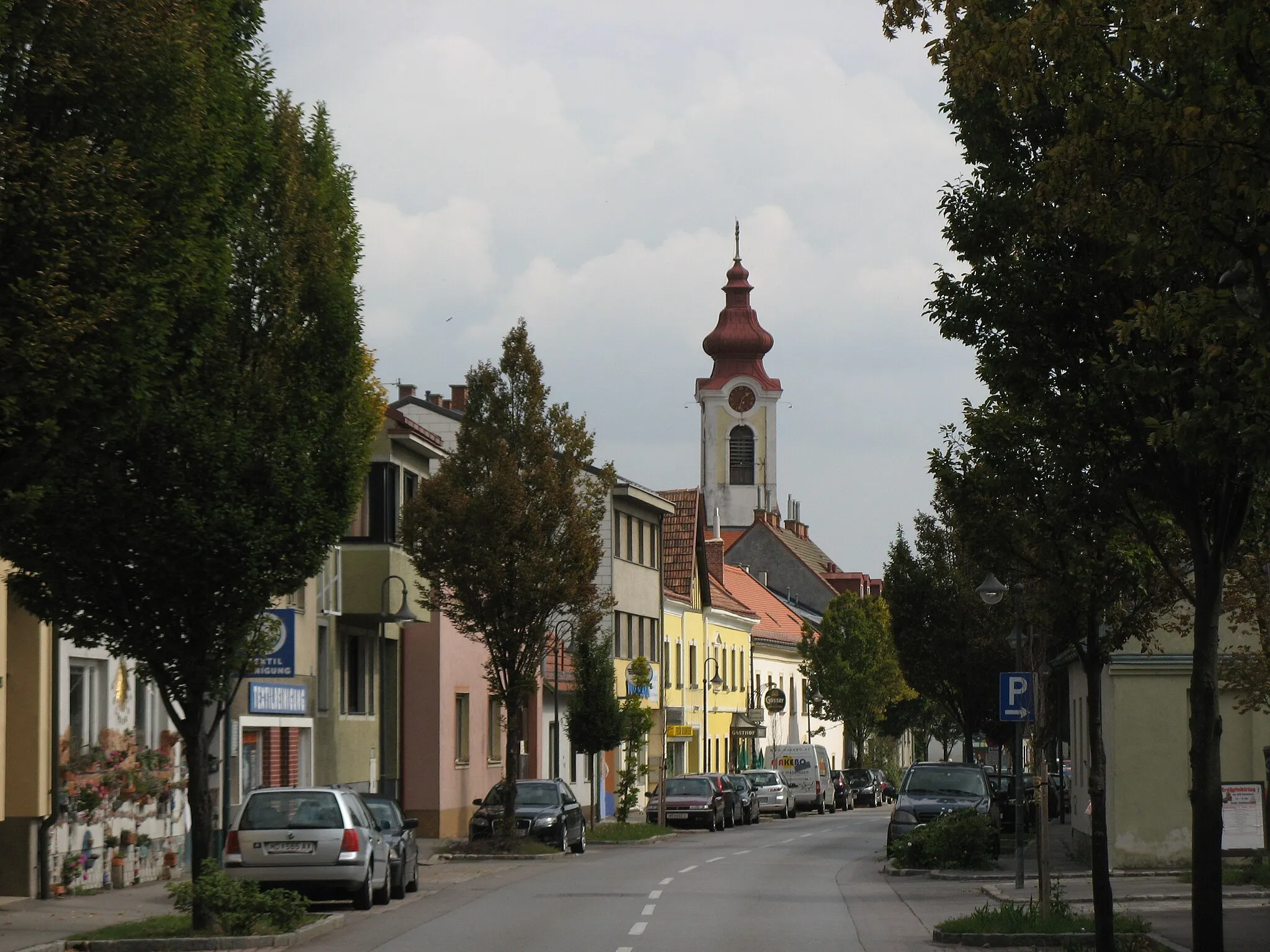 Photo showing: Ortsstraße, Vösendorf, Niederösterreich