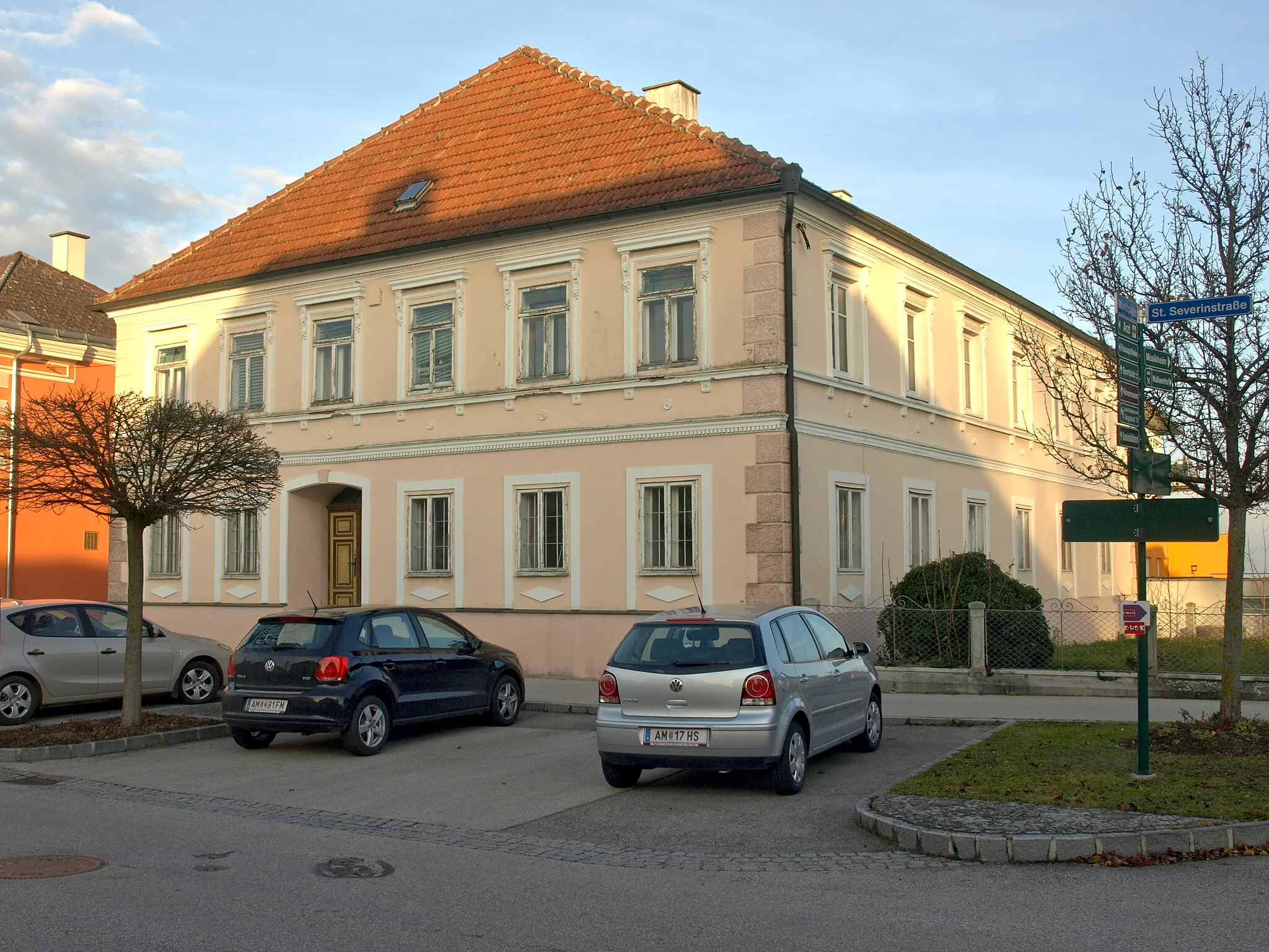 Photo showing: Bürgerhaus