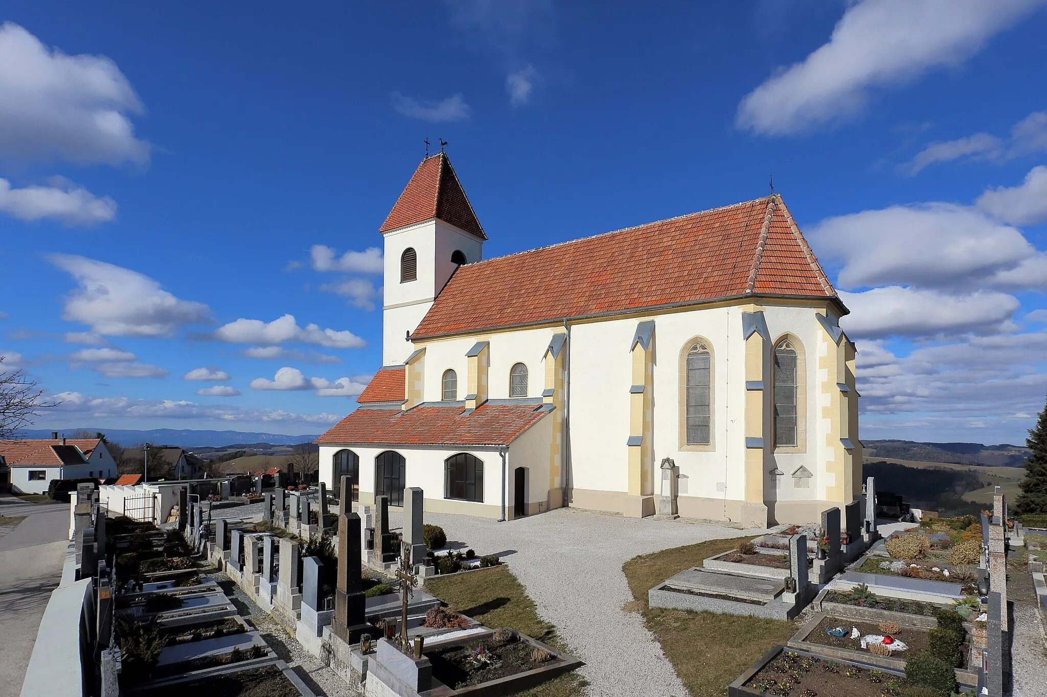 Photo showing: Die Filialkirche St. Anna in Annaberg, ein Ortsteil der niederösterreichischen Gemeinde Wiesmath.