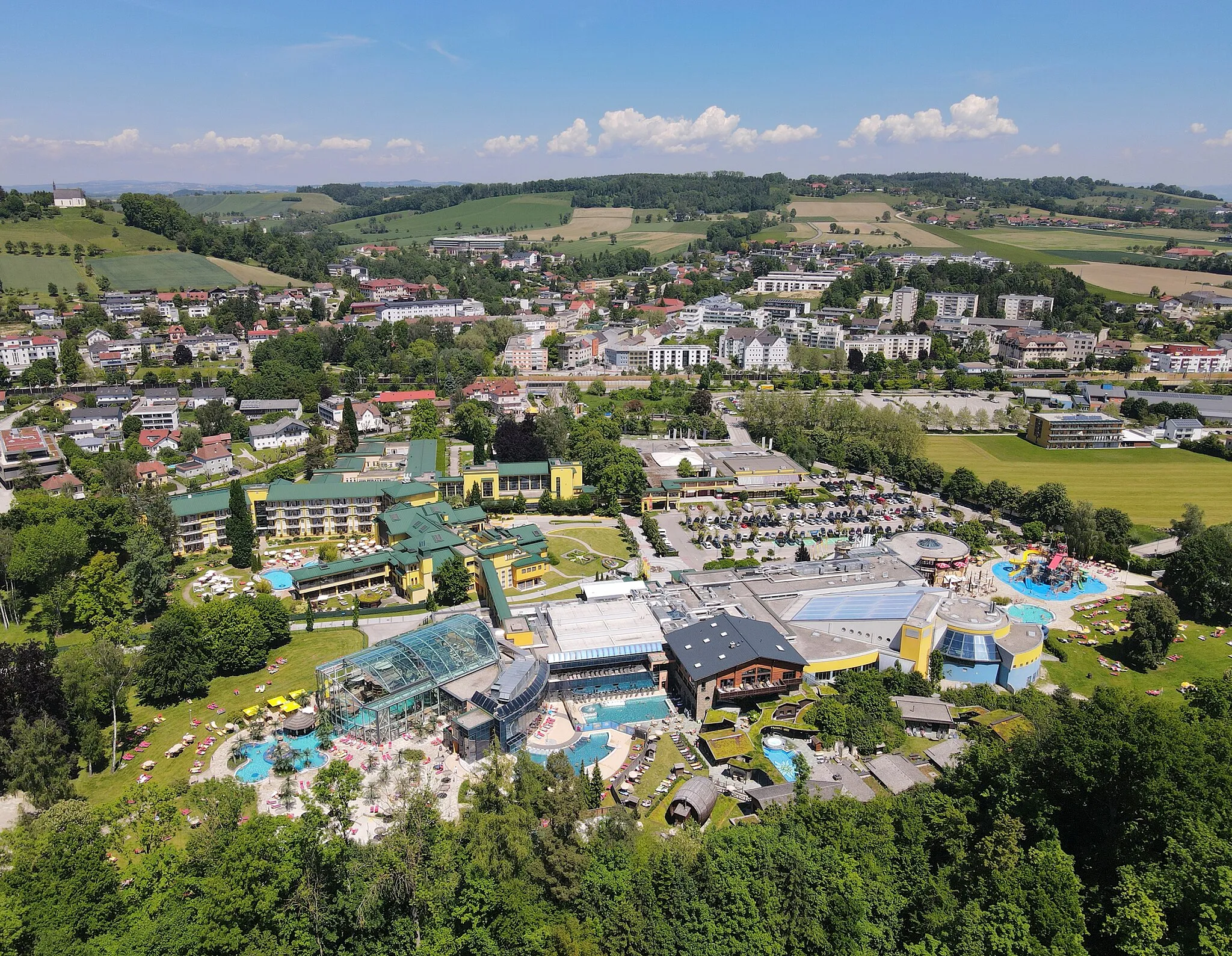Photo showing: Aerial view of EurothermenResort Bad Schallerbach