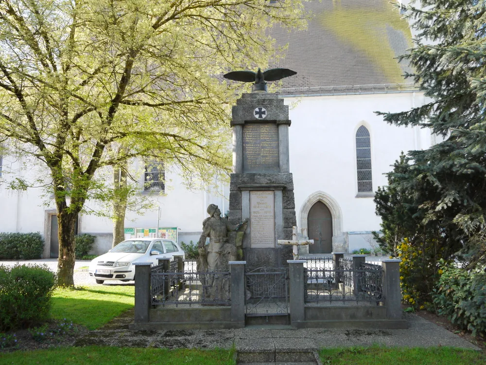 Photo showing: Weltkriegdenkmal