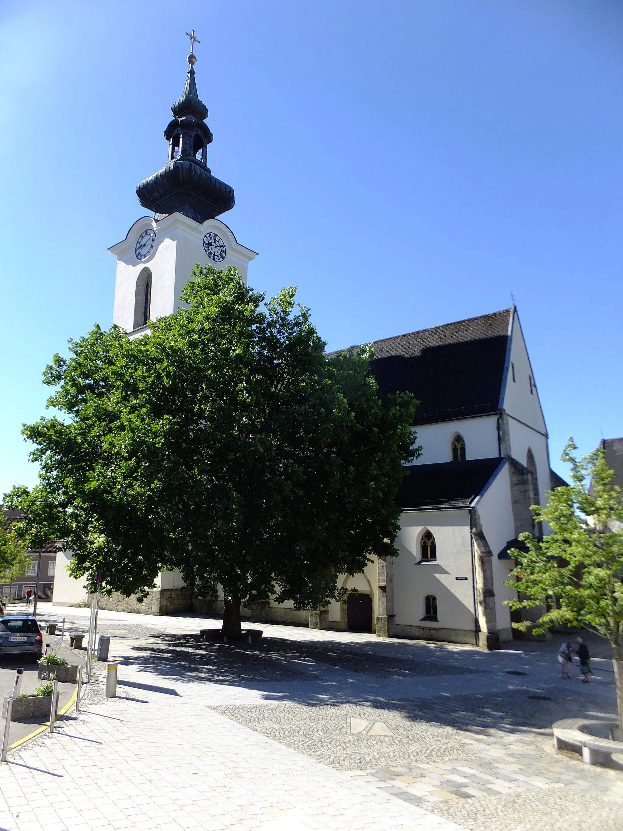 Photo showing: Gallneukirchen - the Saint Gall church (from the north-north-west)