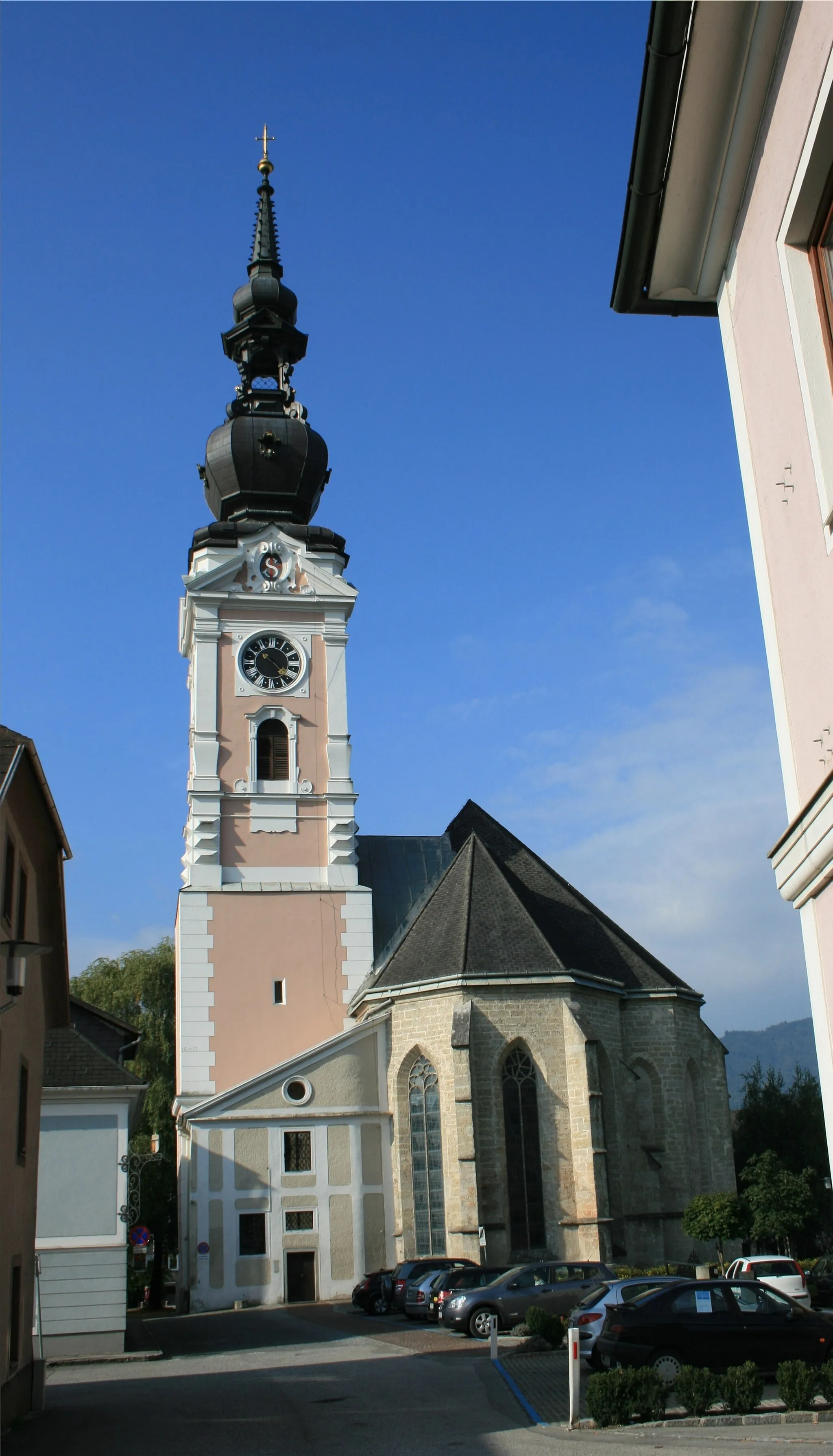 Photo showing: Die Stadtpfarrkirche in Kirchdorf an der Krems