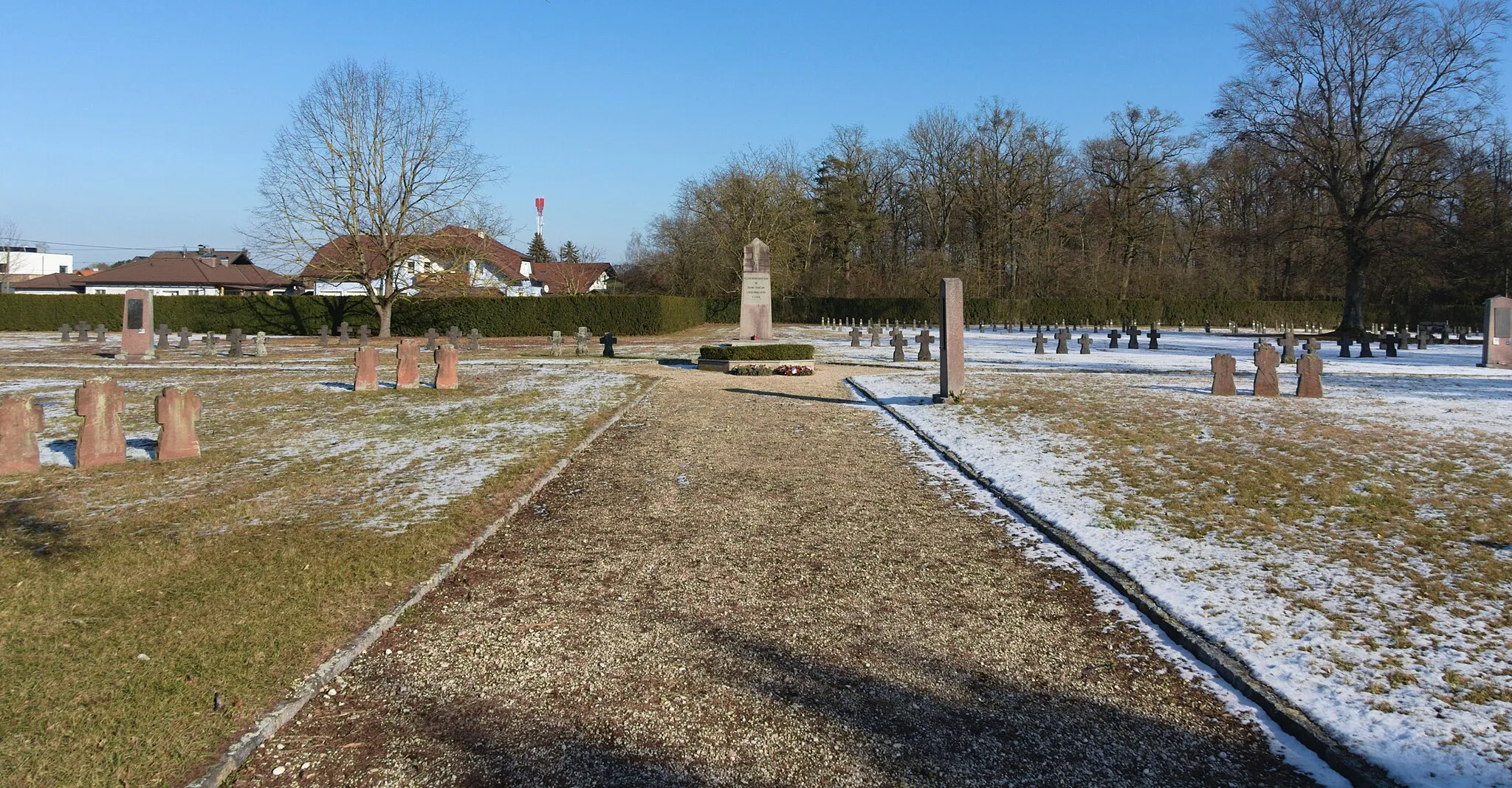 Photo showing: The italian section of the  war cemetry for soldiers of the first world war in Marchtrenk, Upper Austria, Austria