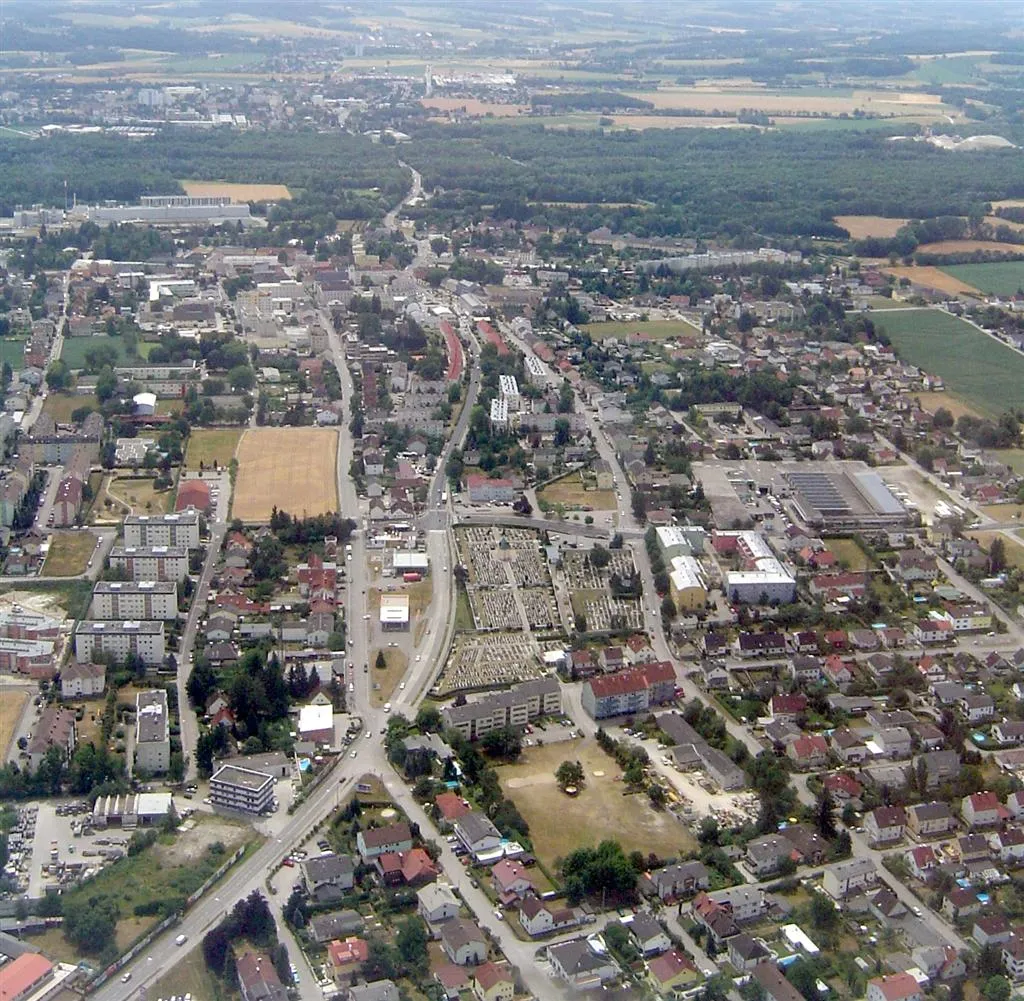 Photo showing: aerial view of Traun, Upper Austria, Austria