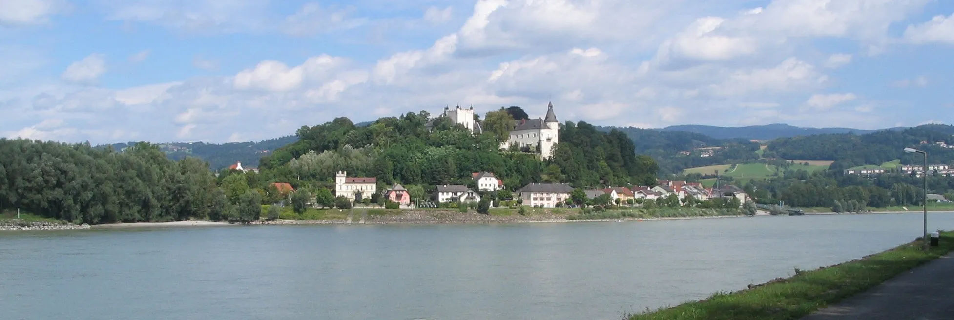 Photo showing: Castle in Ottensheim, Upper Austria