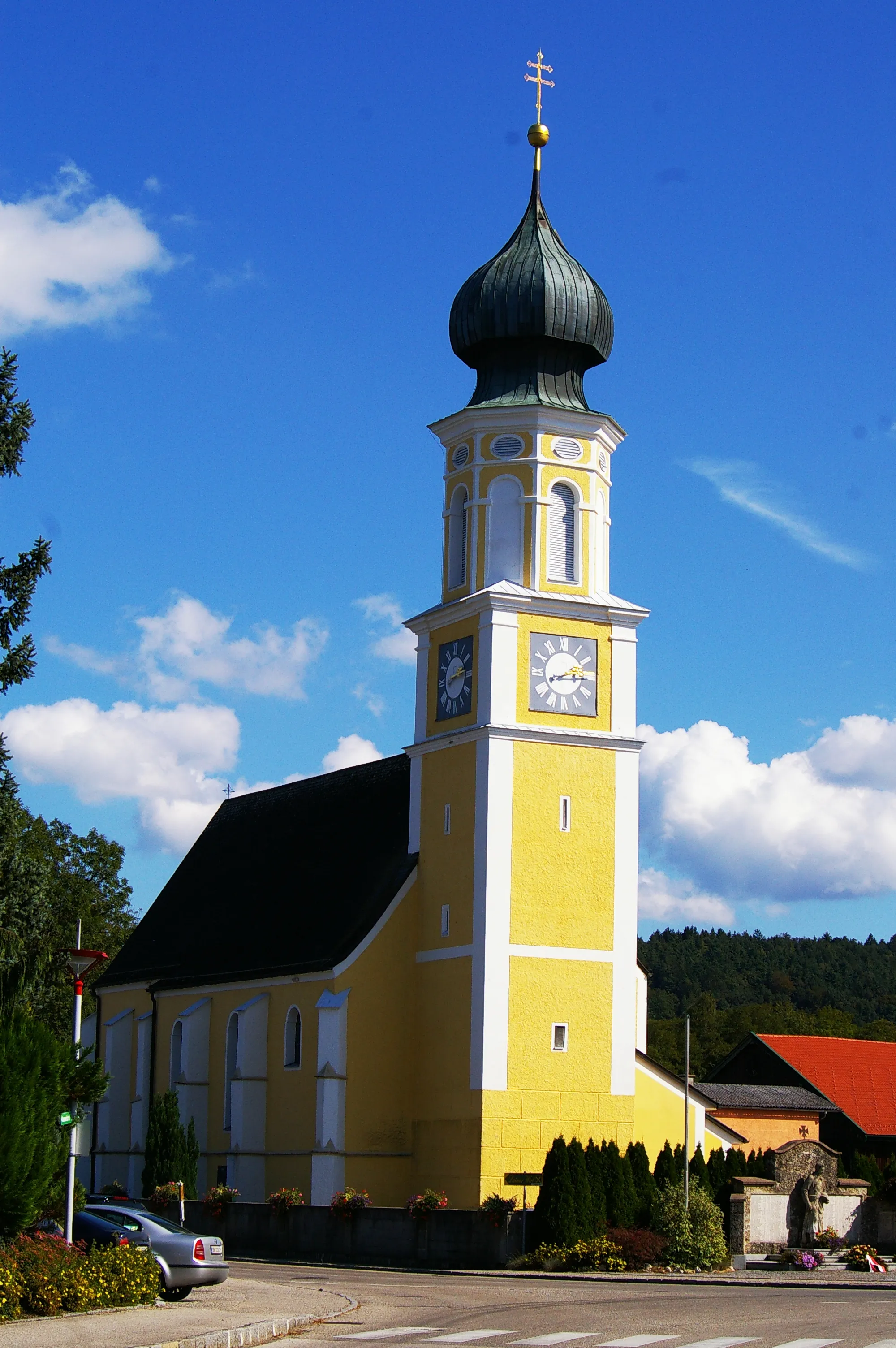 Photo showing: parisg church Schalchen (Austria)