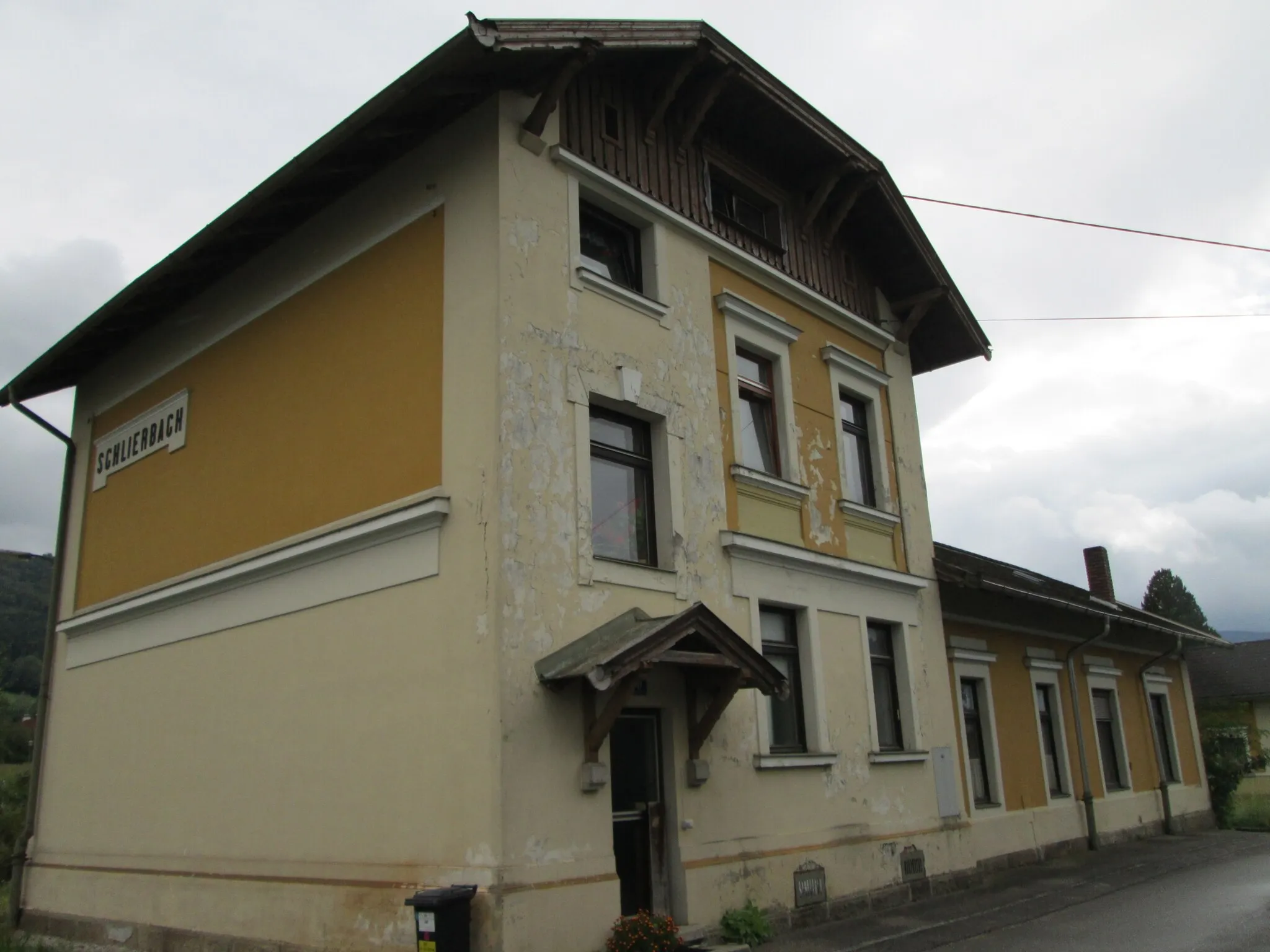 Photo showing: former train station Schlierbach in Upper Austria