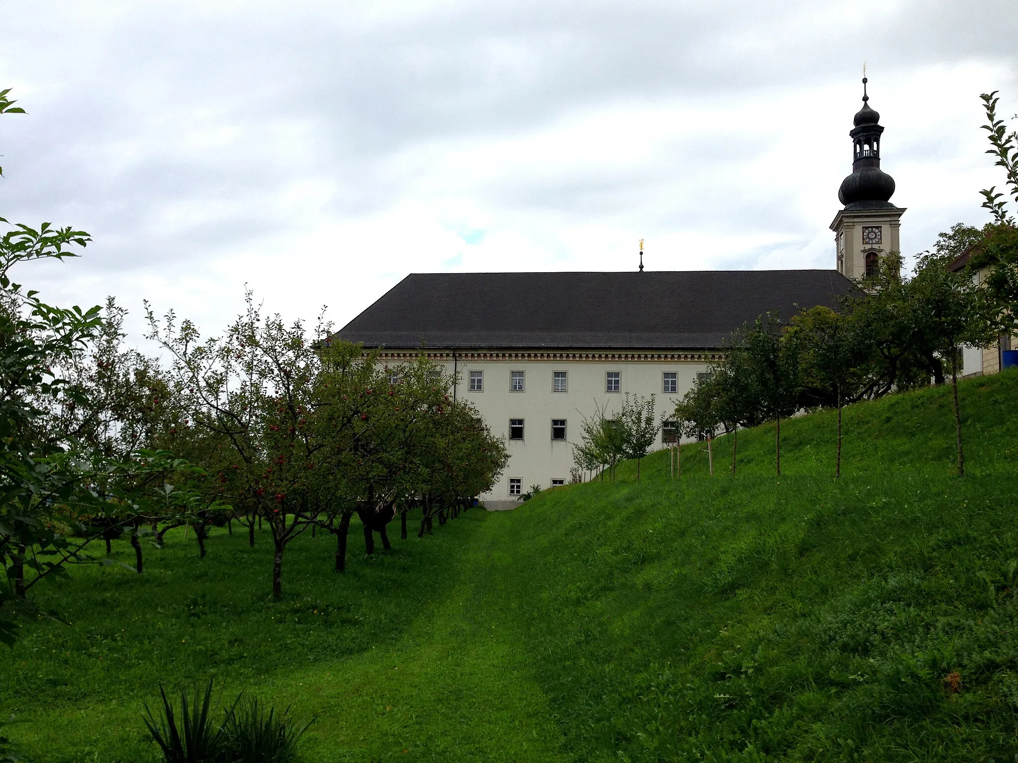 Photo showing: garden of Schlierbach abbey