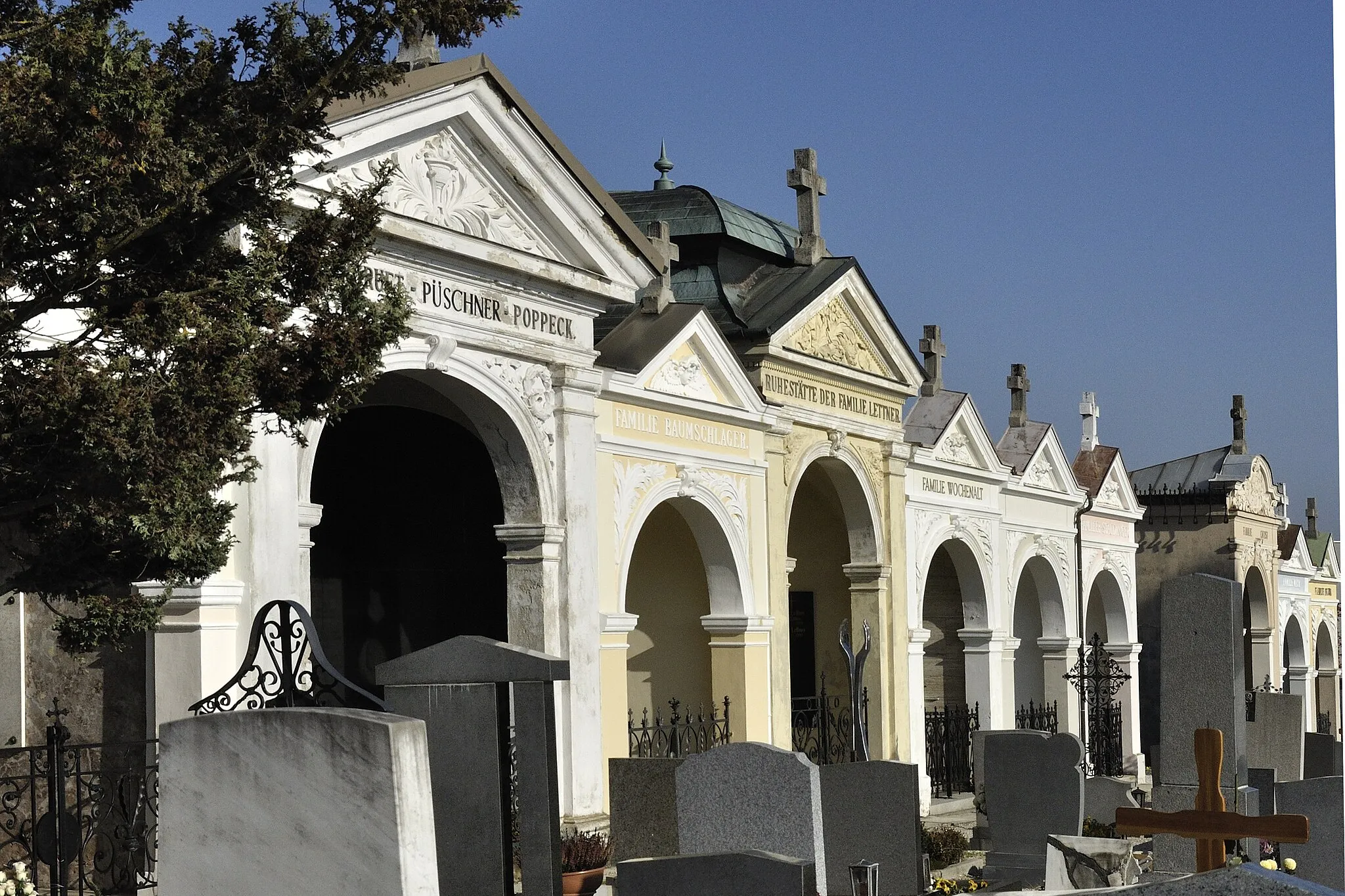 Photo showing: Friedhof christlich in Sierning, OÖ