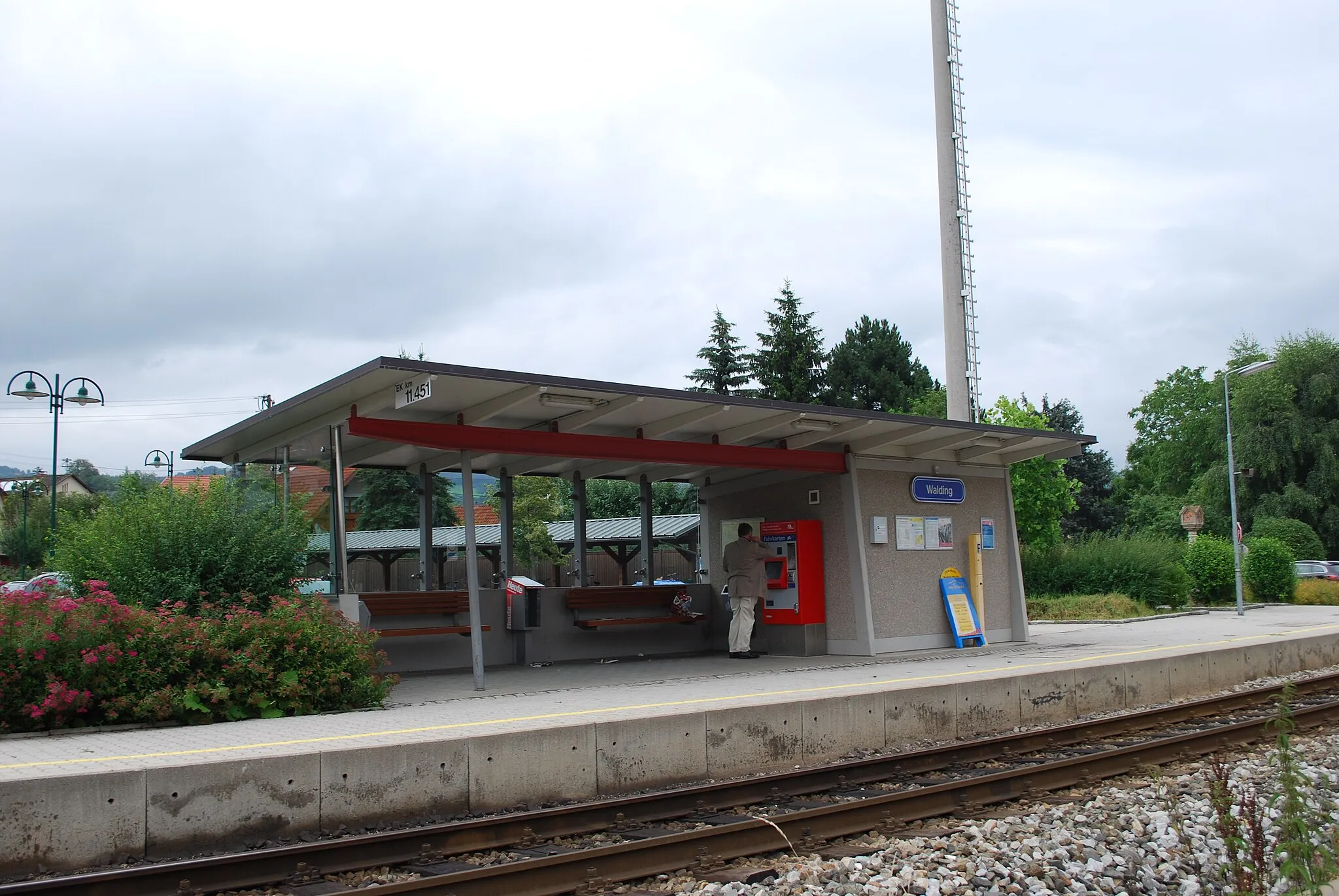 Photo showing: Trainstation Walding