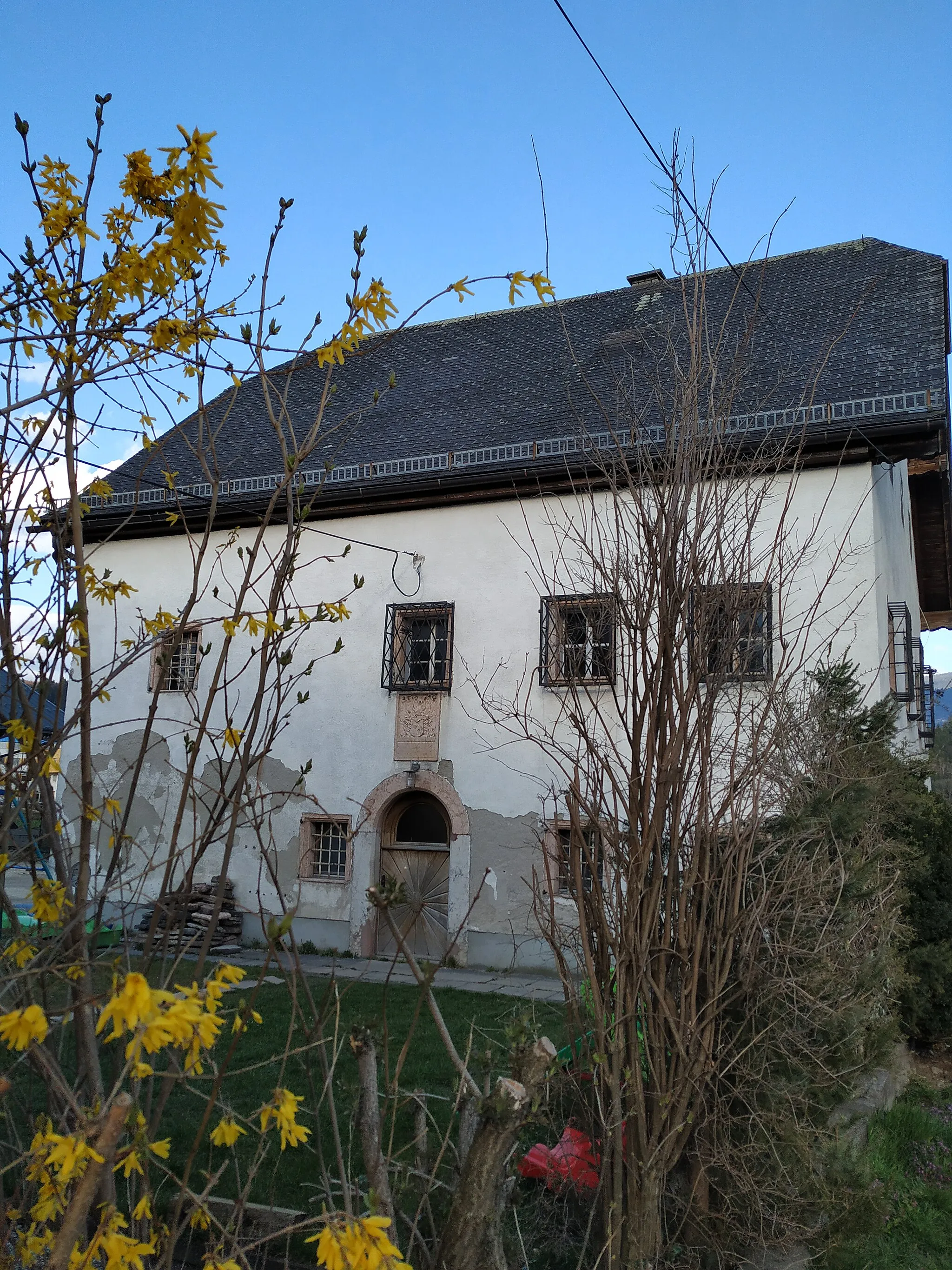 Photo showing: Landsitz Bergergut/Wolfgrubergut, Wolfgrubweg 1, Hallein