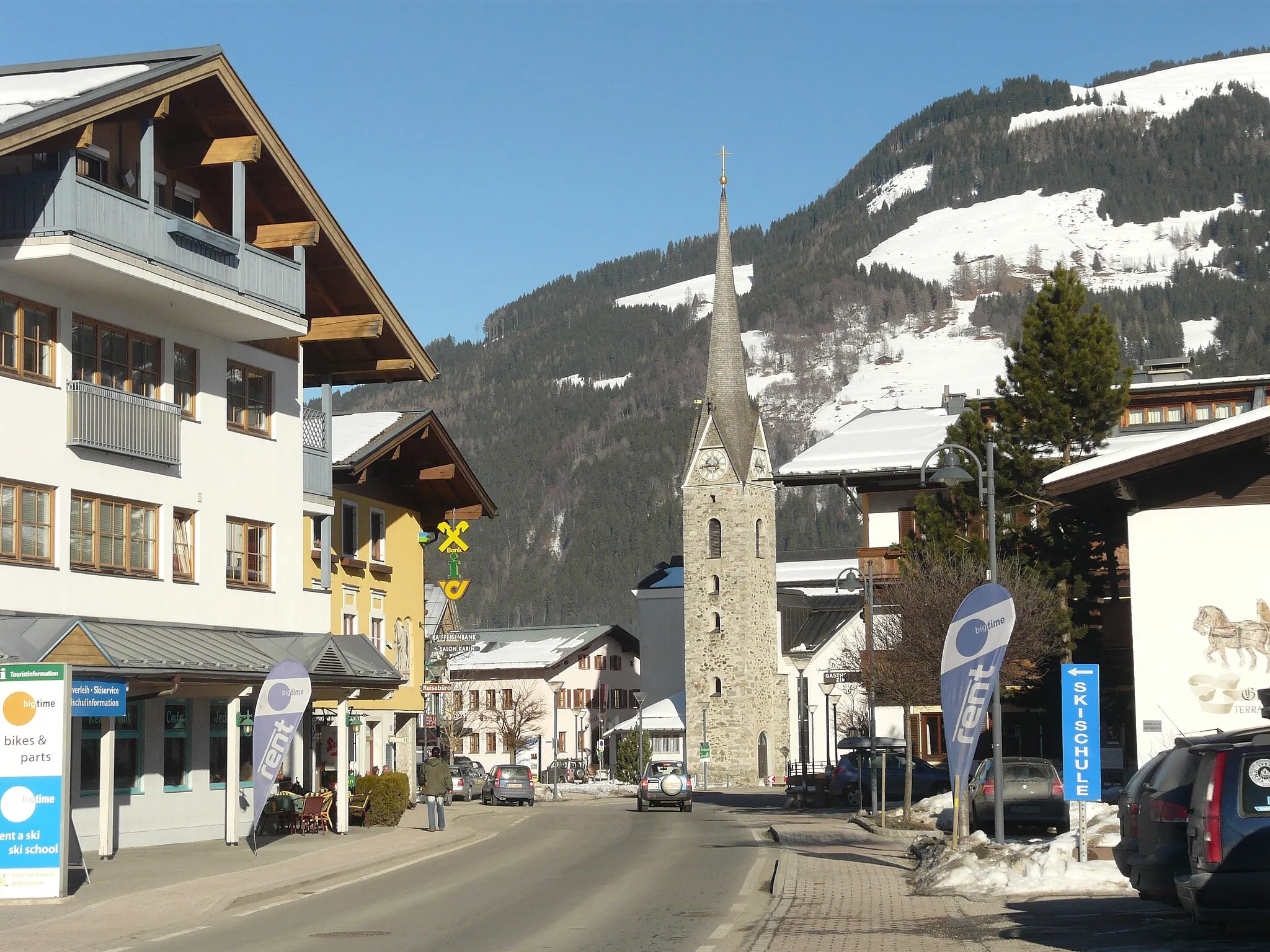 Photo showing: The community of Maishofen
