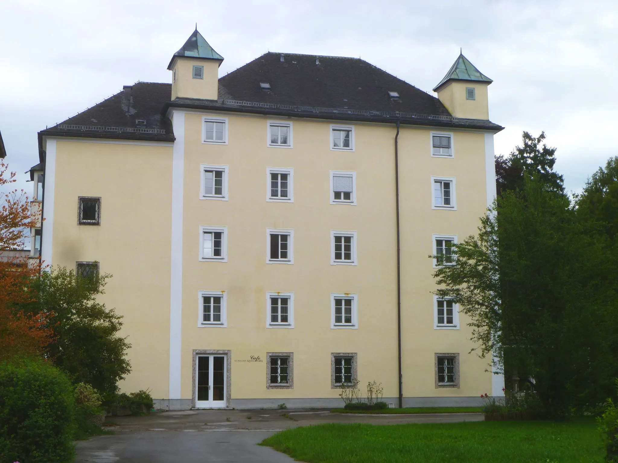 Photo showing: Schloss Kahlsperg