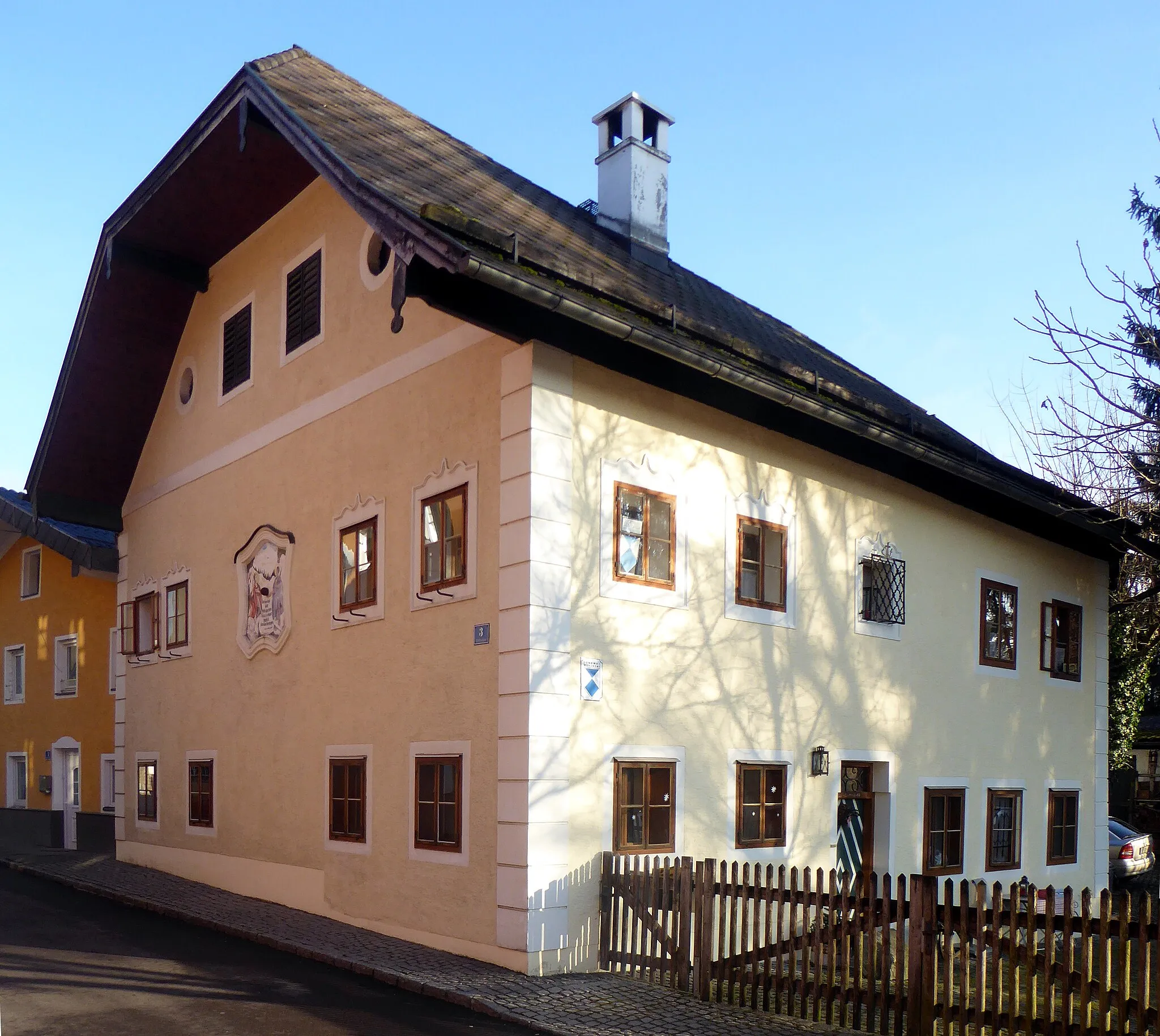 Photo showing: Oberndorf (bei Salzburg), Schöffleutgasse 3 von Südwesten.