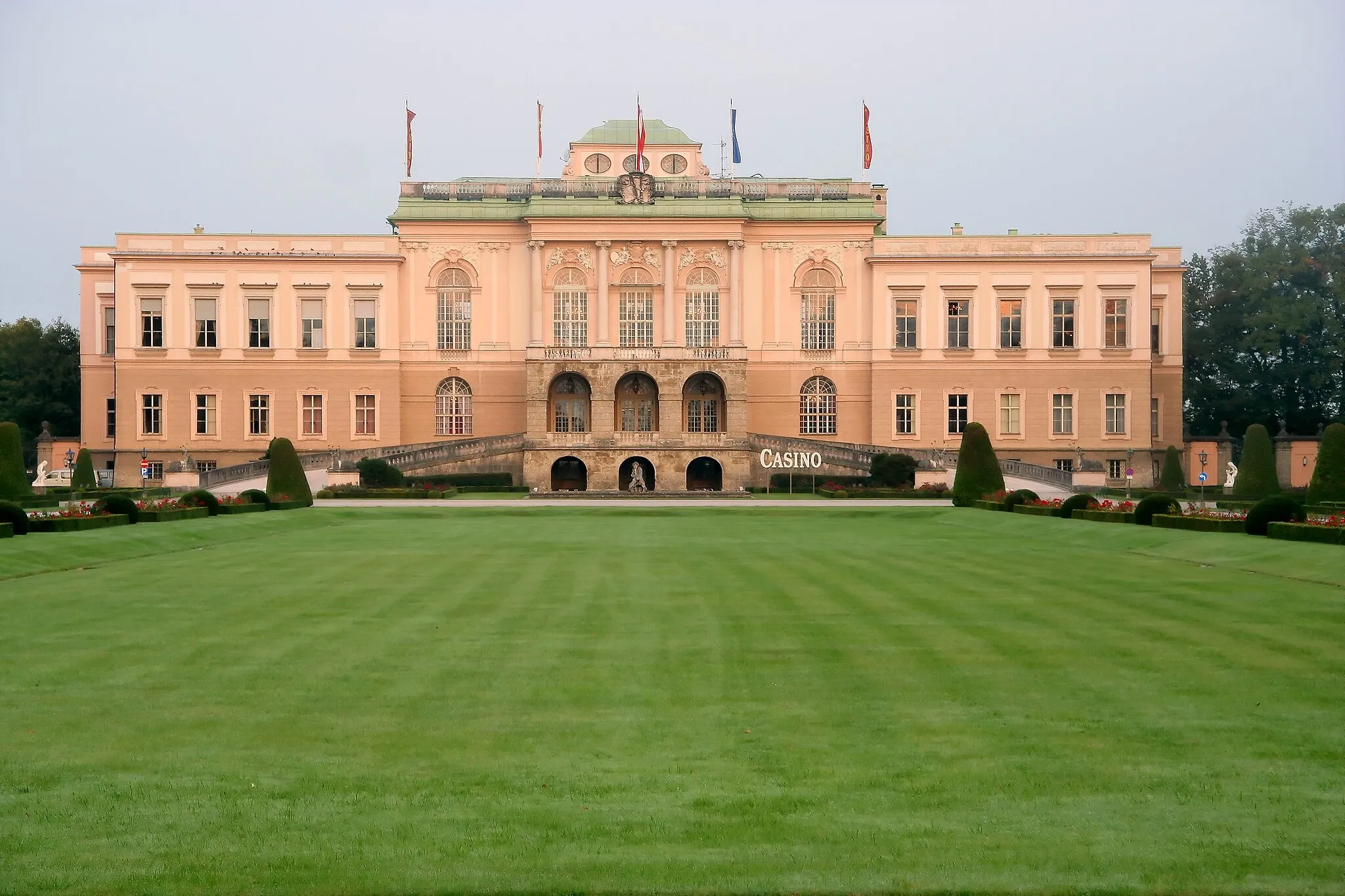 Photo showing: Casino Salzburg. Schloss Klessheim.