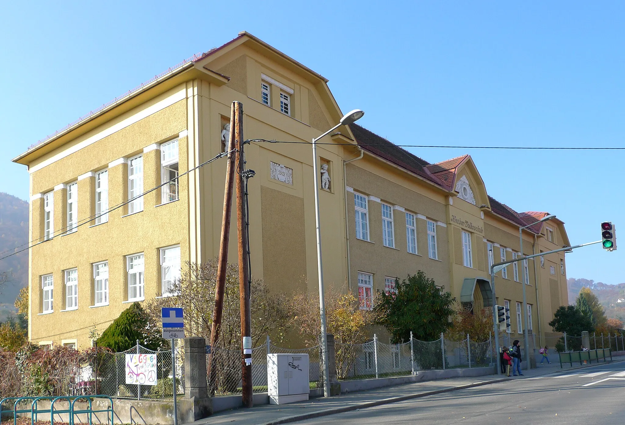 Photo showing: Volksschule Gösting