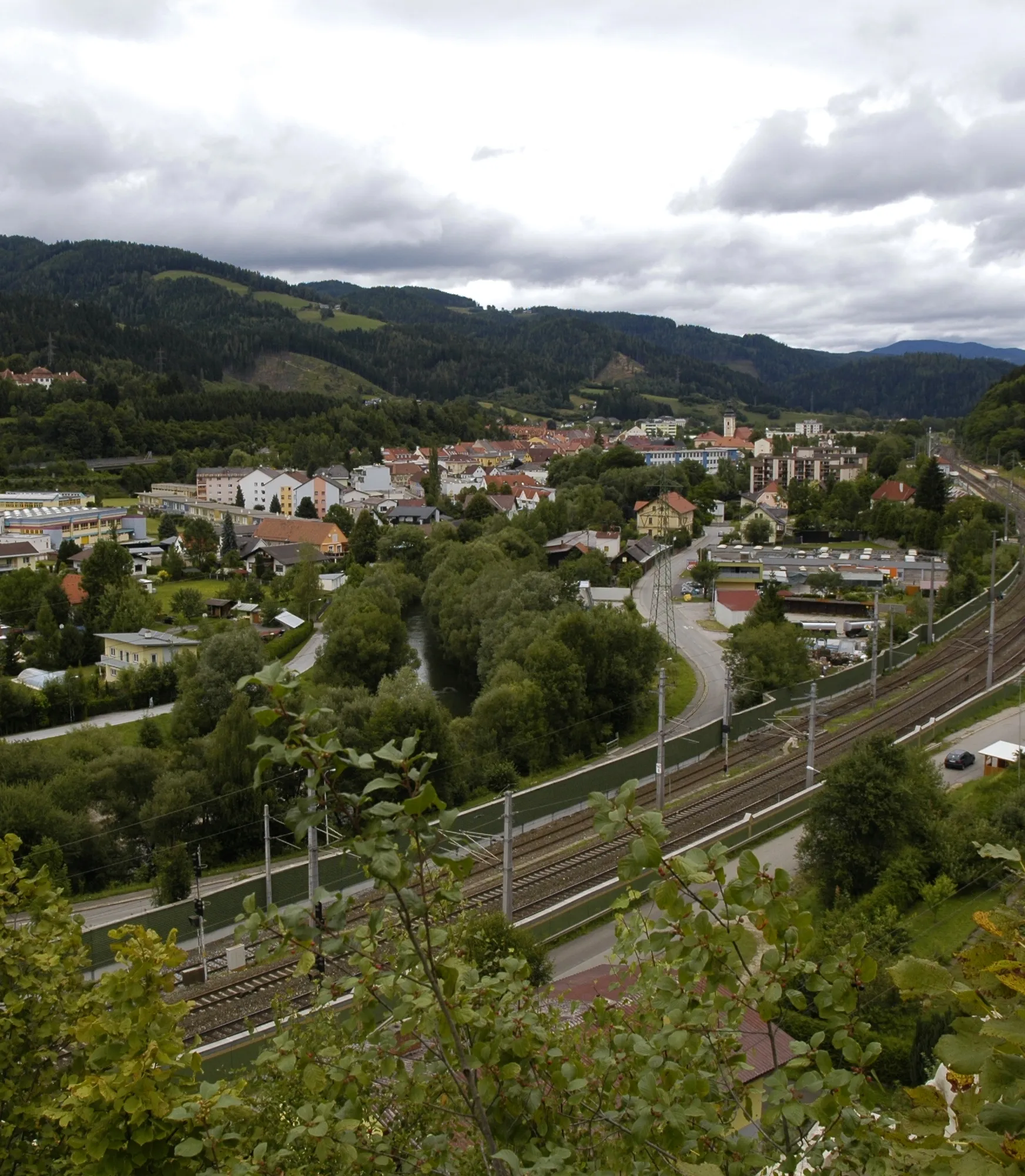 Photo showing: Heutige Ansicht von Kindberg vom Kalvarienberg