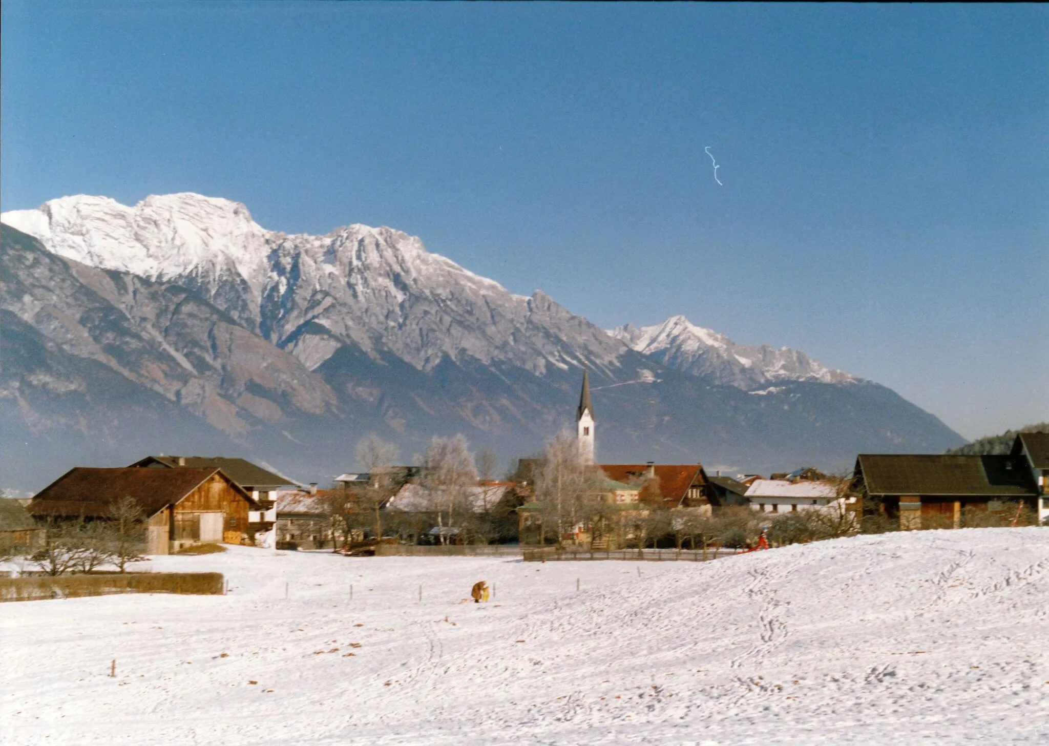 Photo showing: Village (Aldrans) nearby Innsbruck