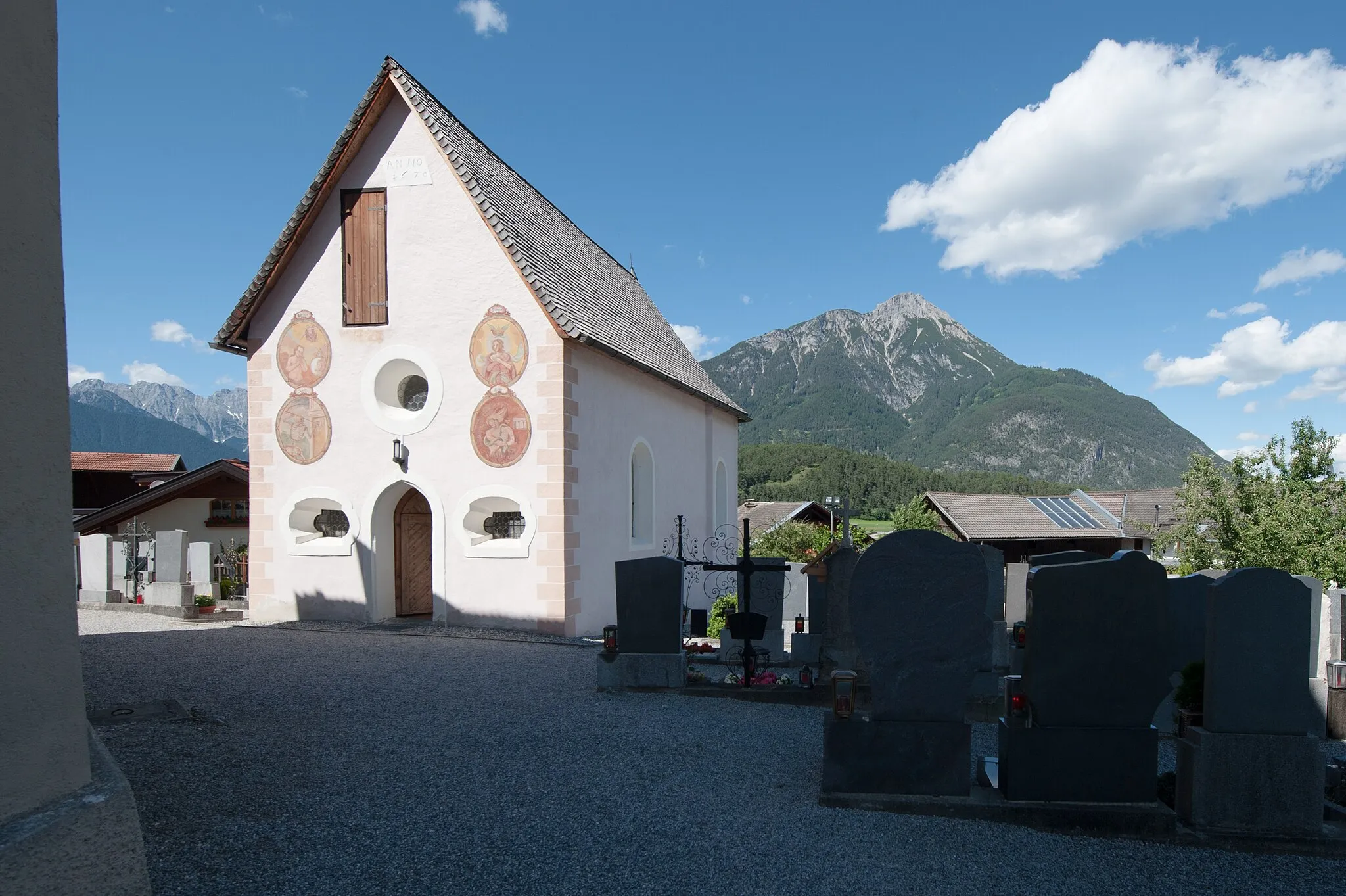 Photo showing: Totenkapelle Arzl im Pitztal