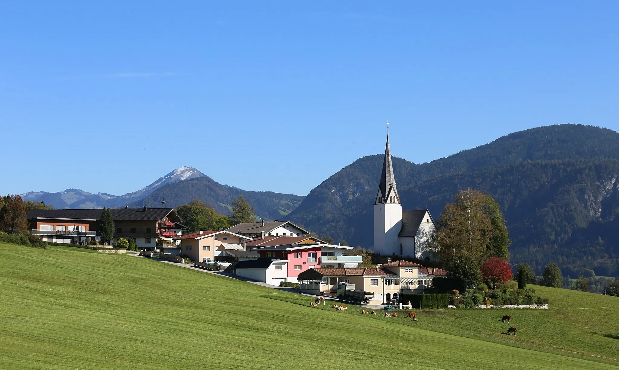 Photo showing: Blick auf Kleinsöll, Breitenbach am Inn