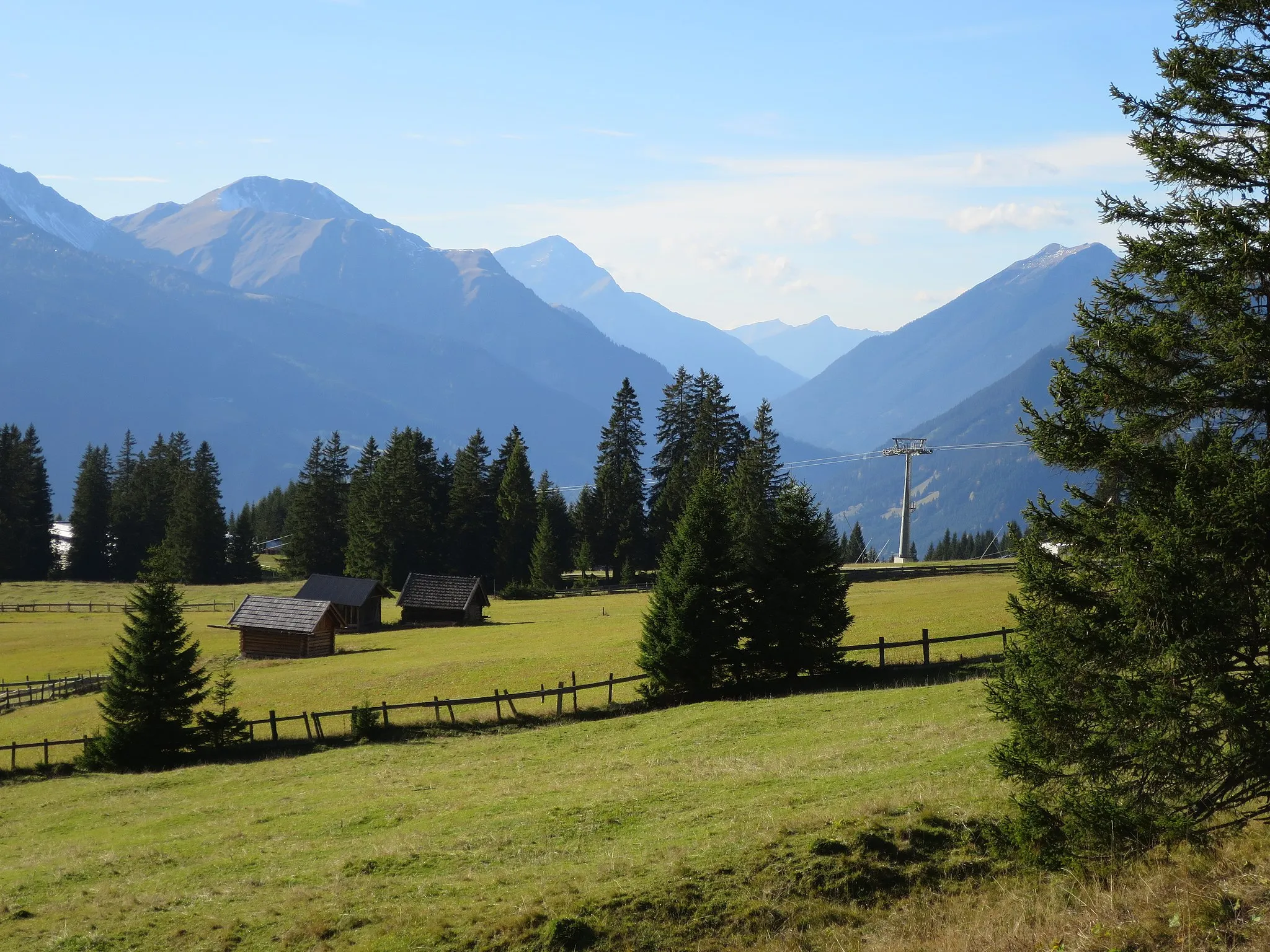 Photo showing: Ehrwalder Alm im Herbst