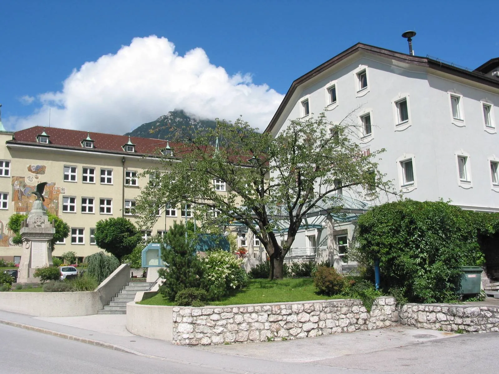 Photo showing: municipal office of Jenbach