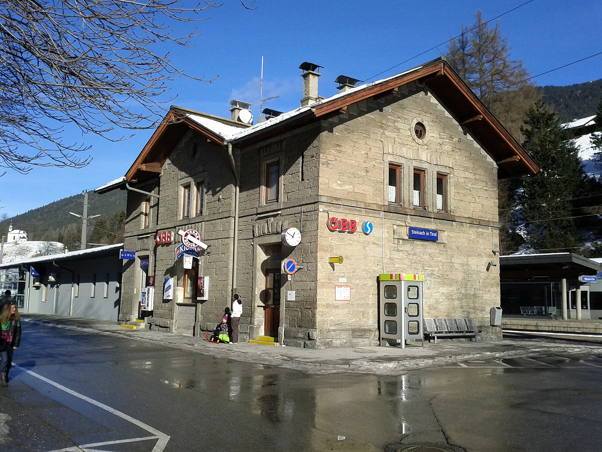 Photo showing: Aufnahmsgebäude - Steinach am Brenner, Bahnhofstraße 167