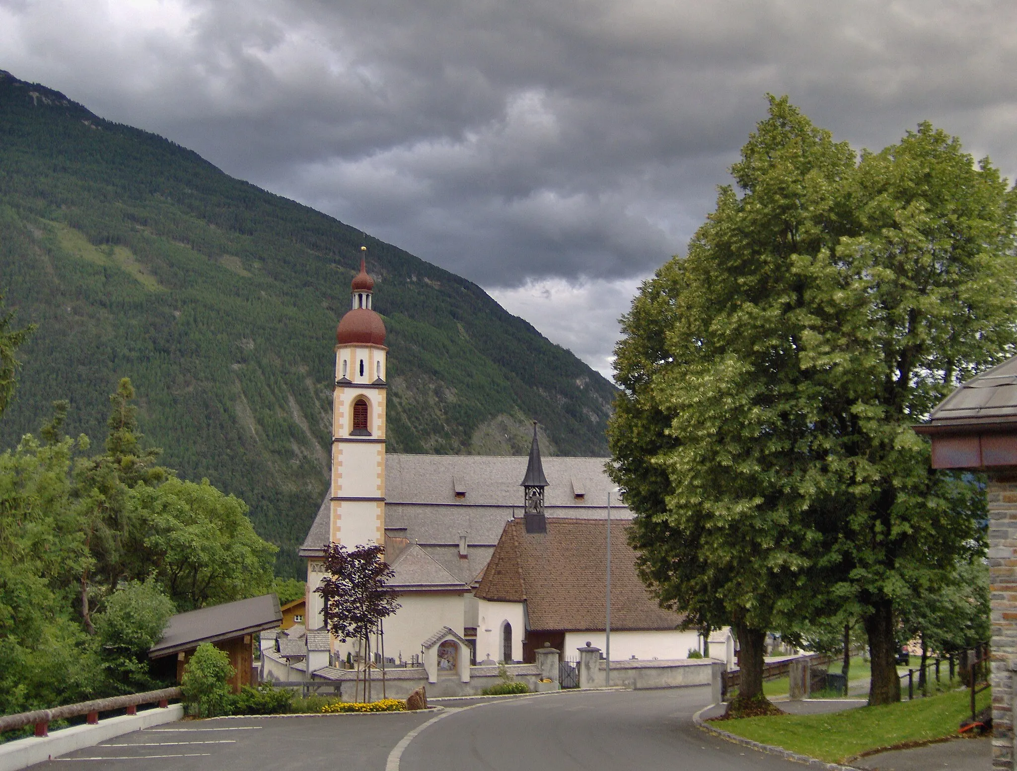 Photo showing: The parish church Saint Ulrich in Tarrenz, Tyrol, Austria

This media shows the protected monument with the number 167 in Austria. (Commons, de, Wikidata)

This media shows the protected monument with the number 168 in Austria. (Commons, de, Wikidata)