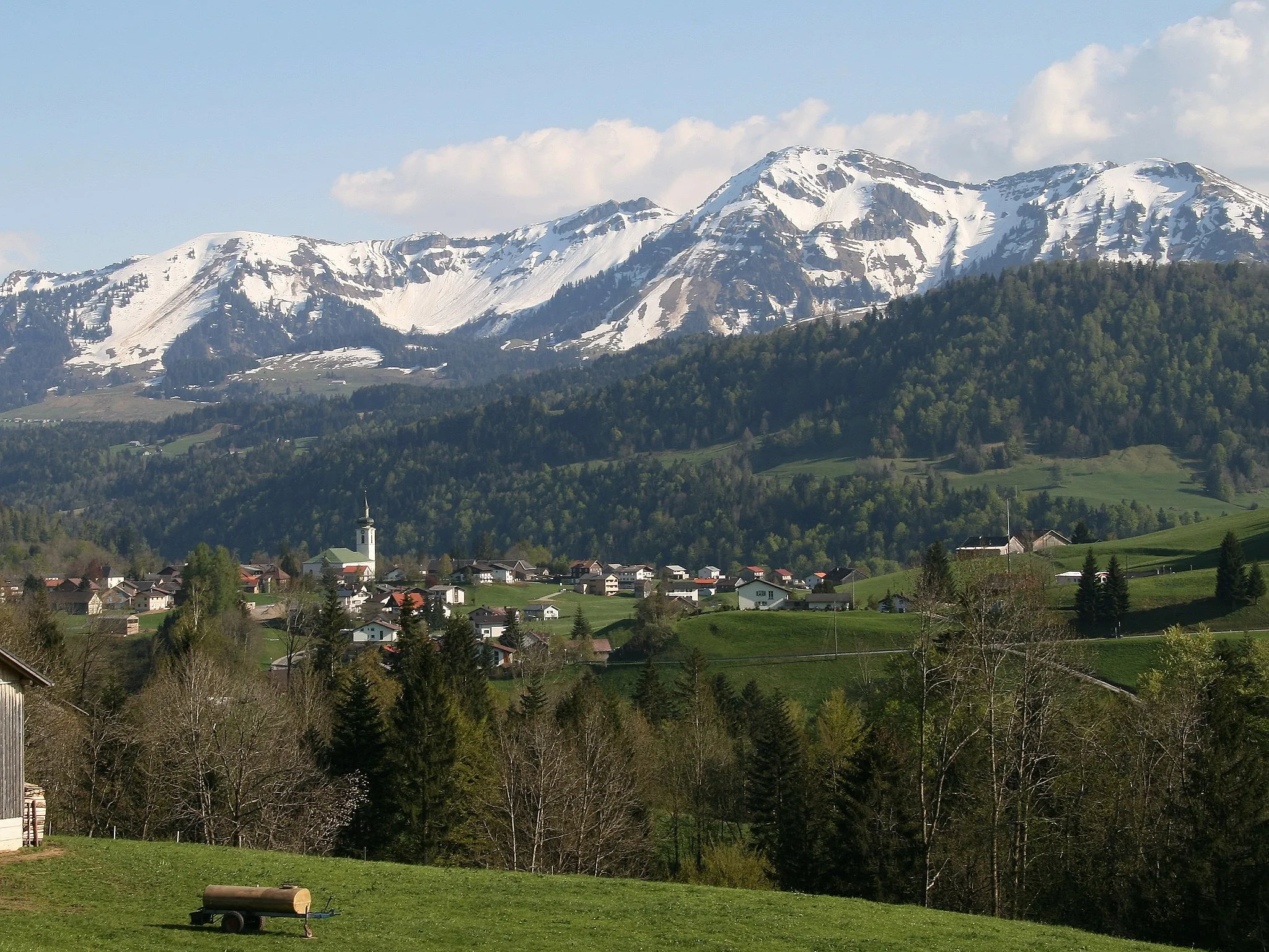 Photo showing: Blick vom Kurzentobel auf Hittisau in Vorarlberg.
