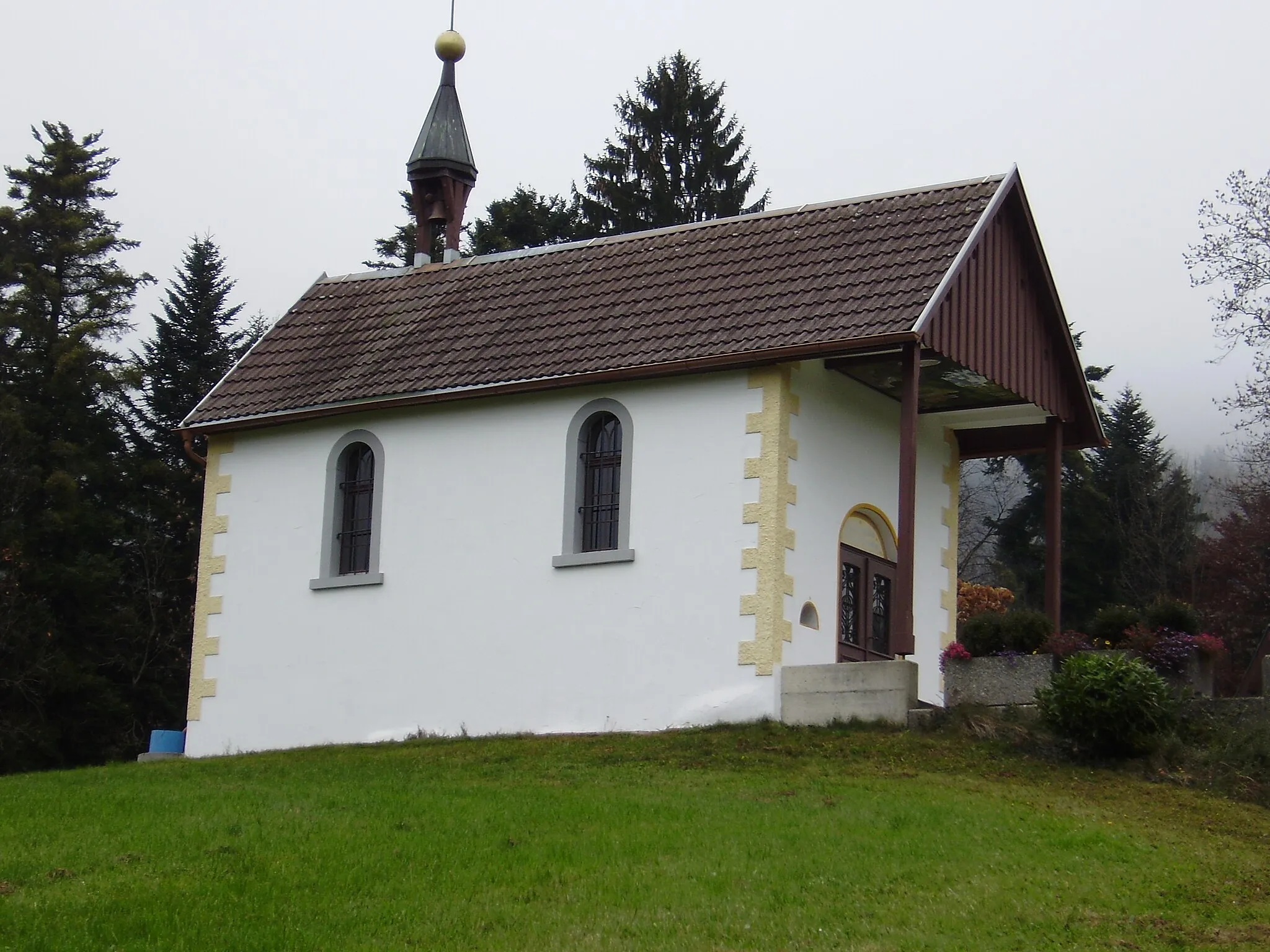 Photo showing: Kapelle Mariahilf auf der Halden in Kennelbach (Vorarlberg) von S