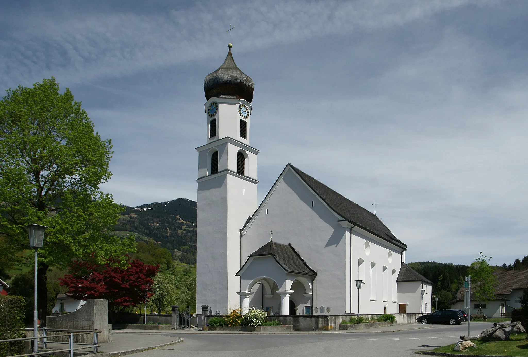 Photo showing: Pfarrkirche "Unsere Liebe Frau Unbefleckte Empfängnis" in Schlins, Vorarlberg.